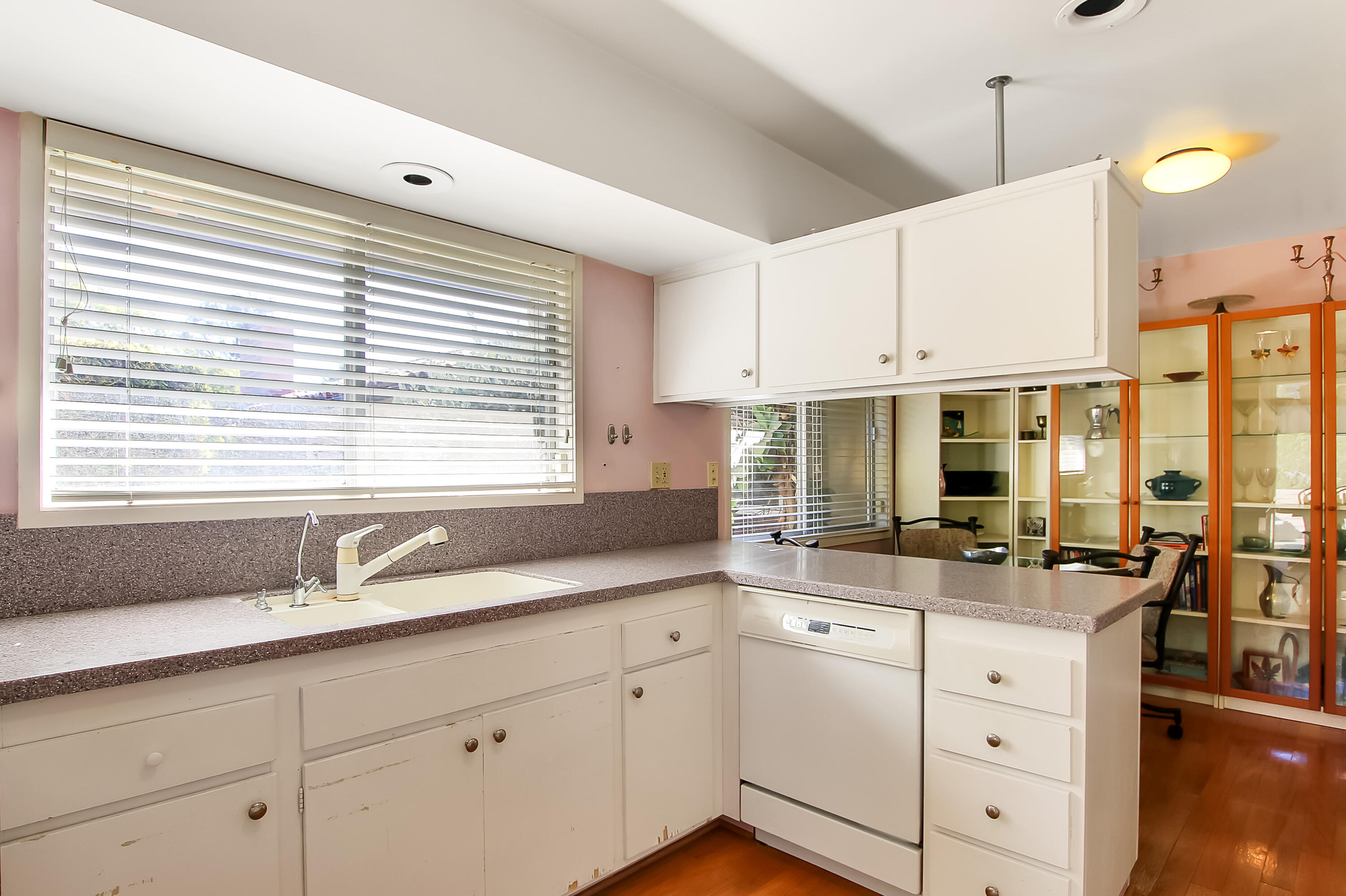 2726 Miradero Dr