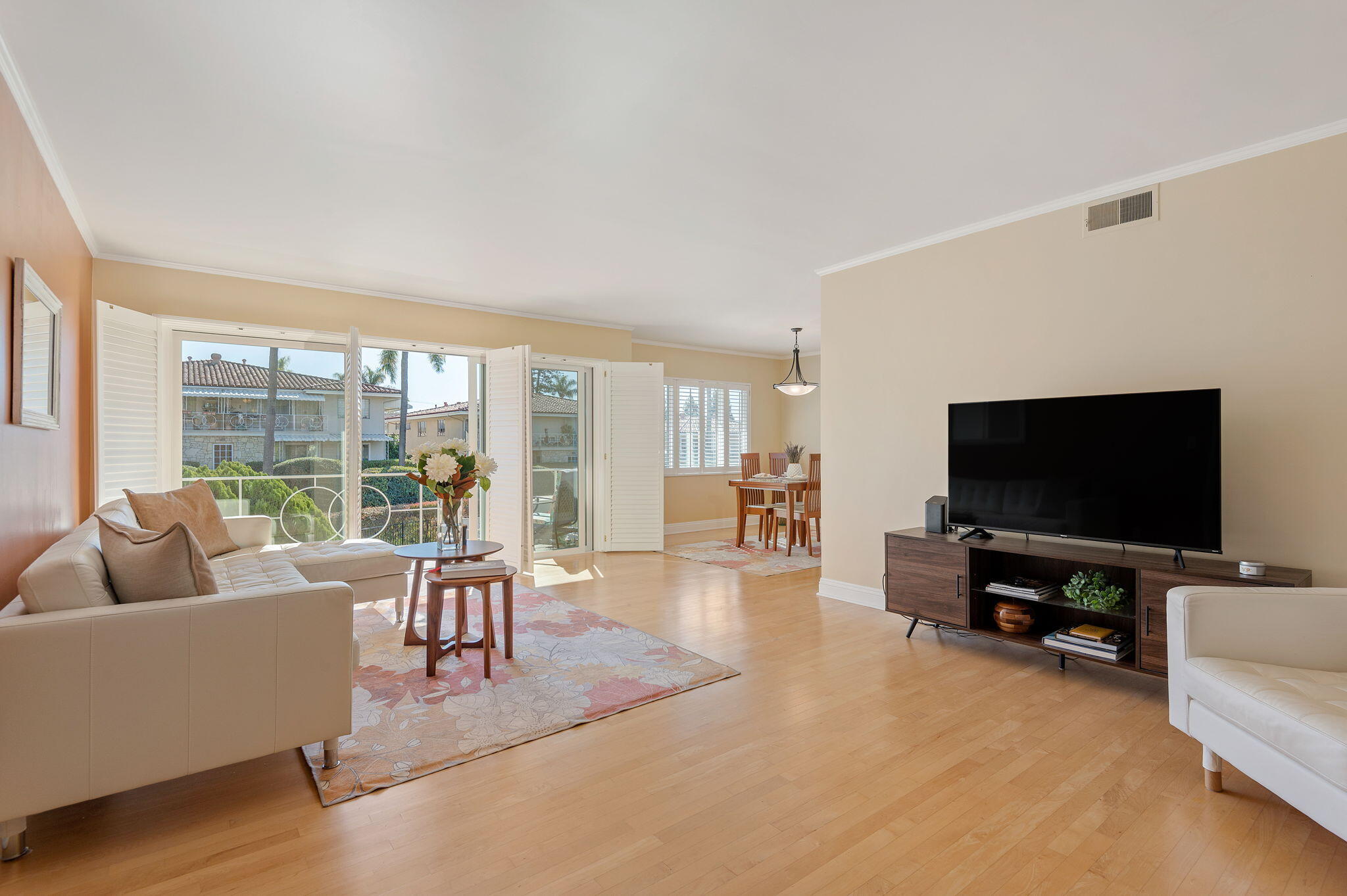 2641 State St Unit: 4