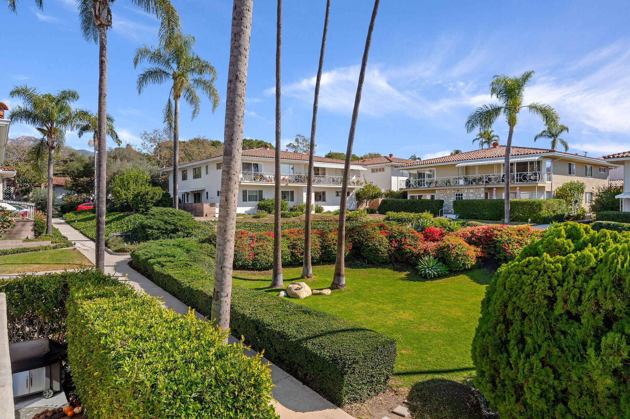 2641 State St Unit: 4