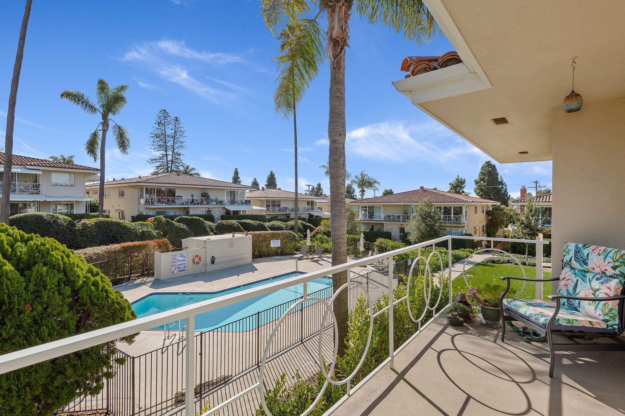 2641 State St Unit: 4