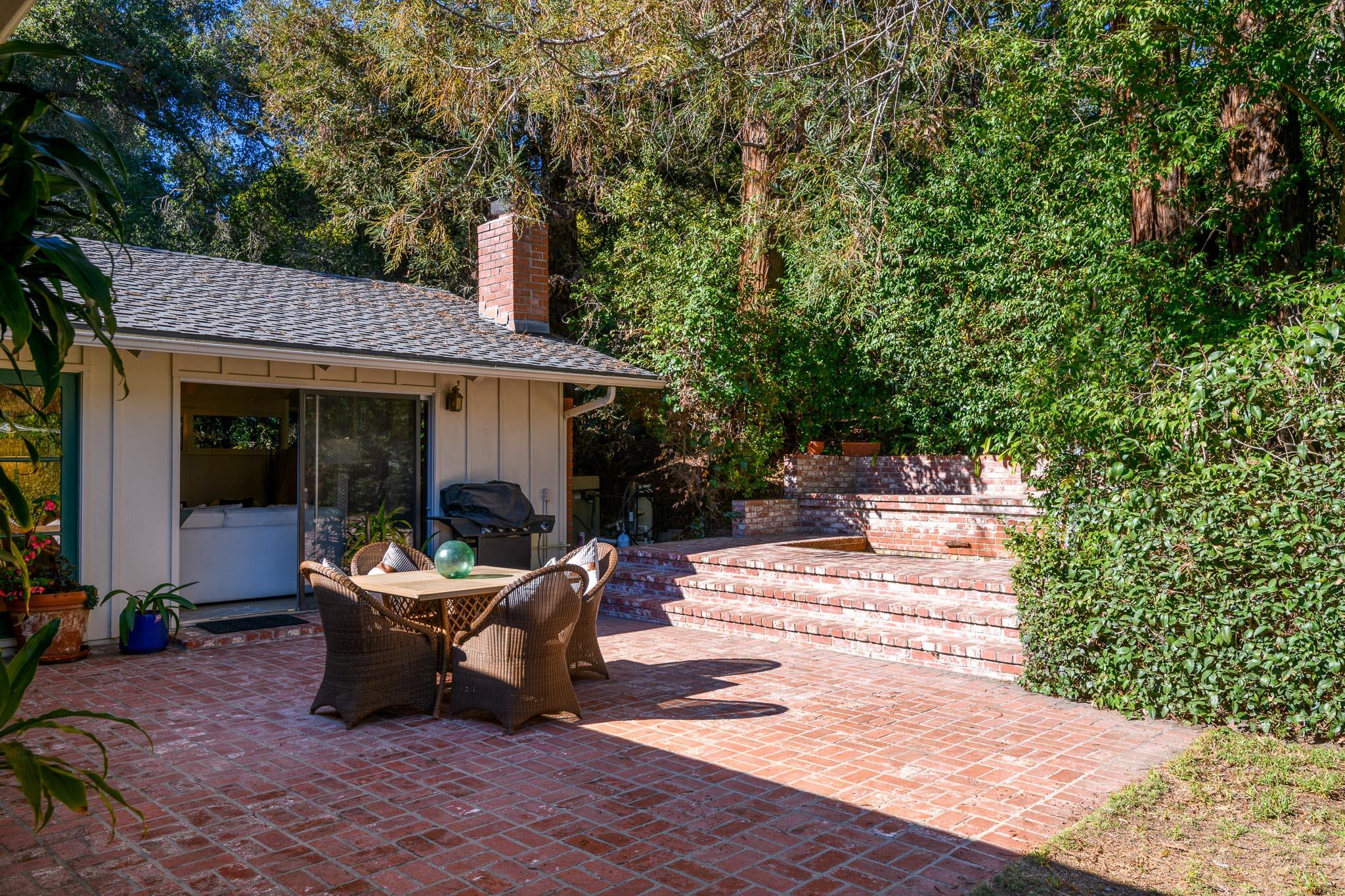 905 Camino Viejo Rd