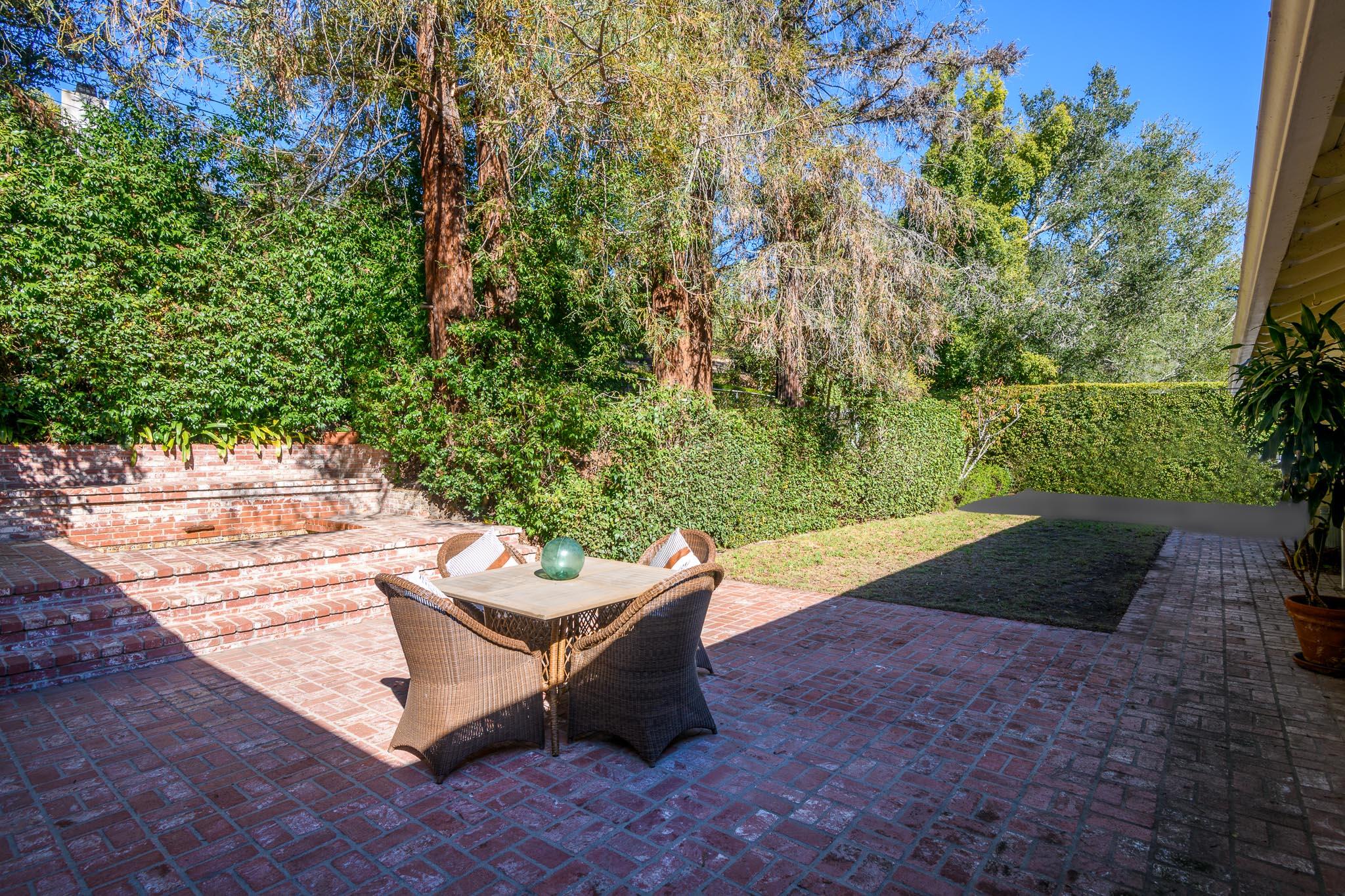 905 Camino Viejo Rd