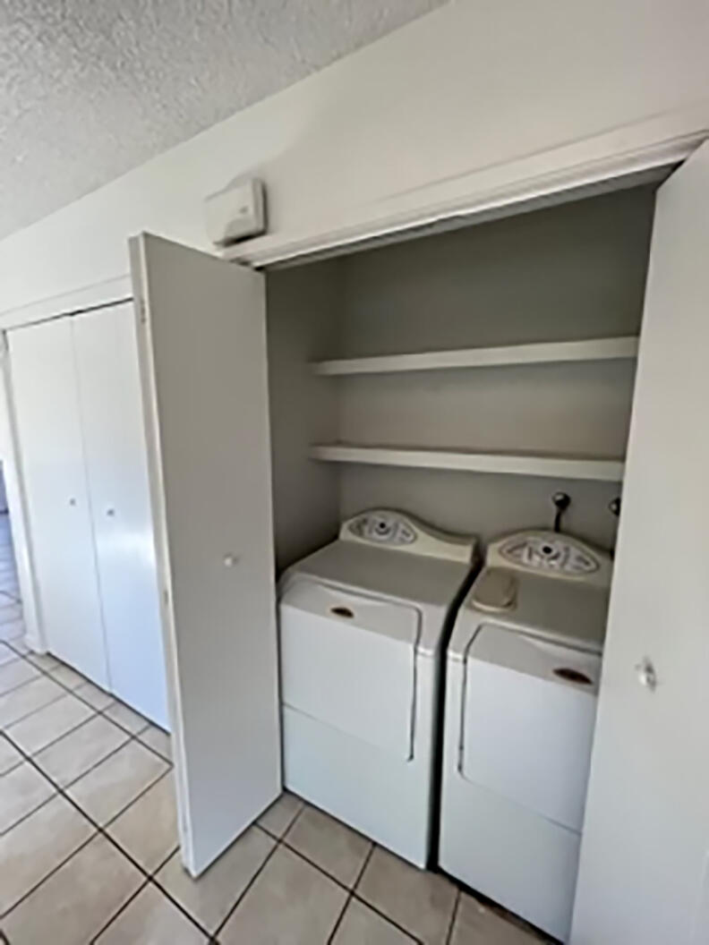 1407 San Pascual St Unit: D