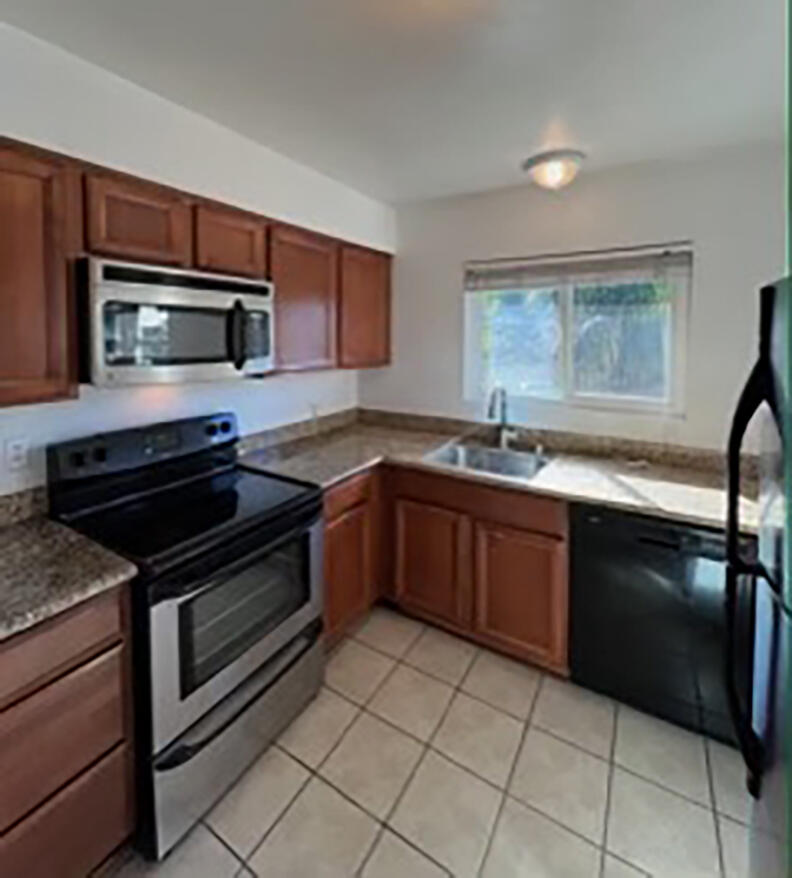 1407 San Pascual St Unit: D