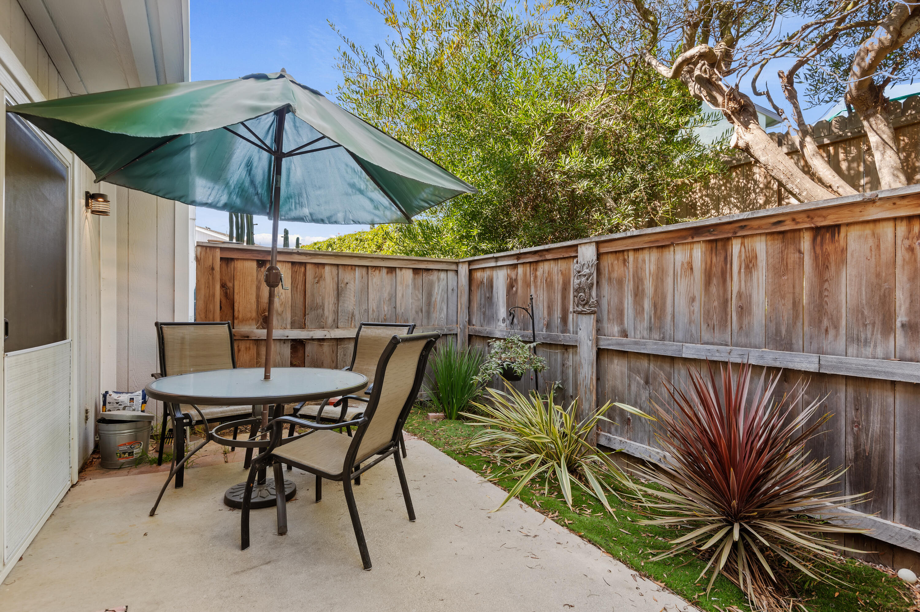 359 Cannon Green Dr Unit: E