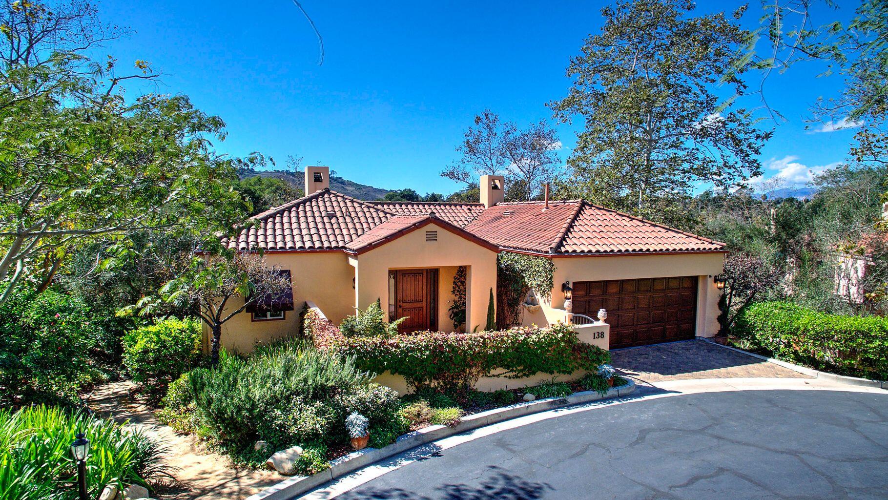 138 Meadows Ln