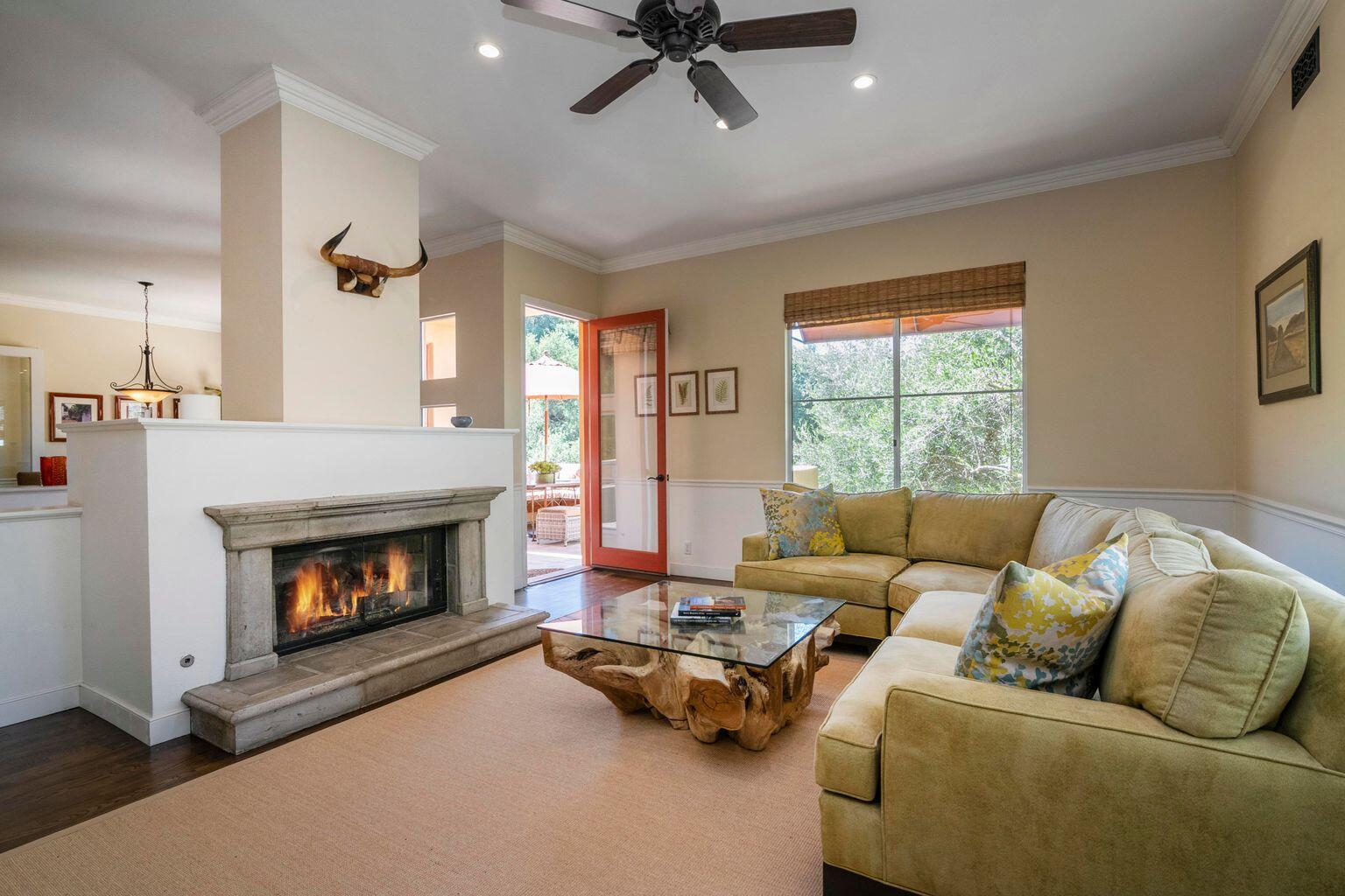 138 Meadows Ln