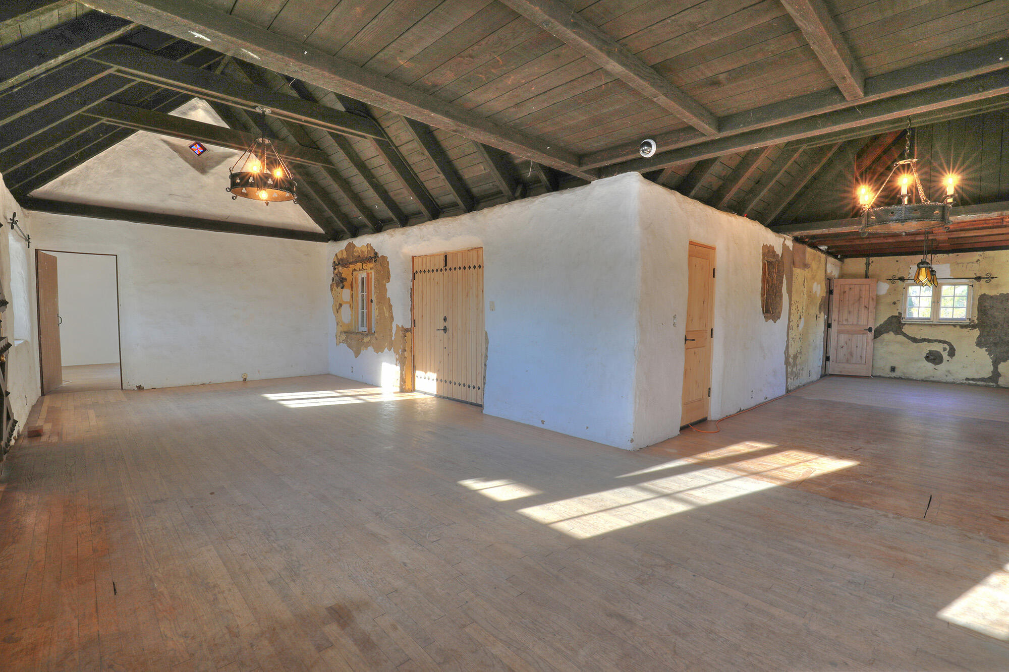 1165 E. Cota St.
