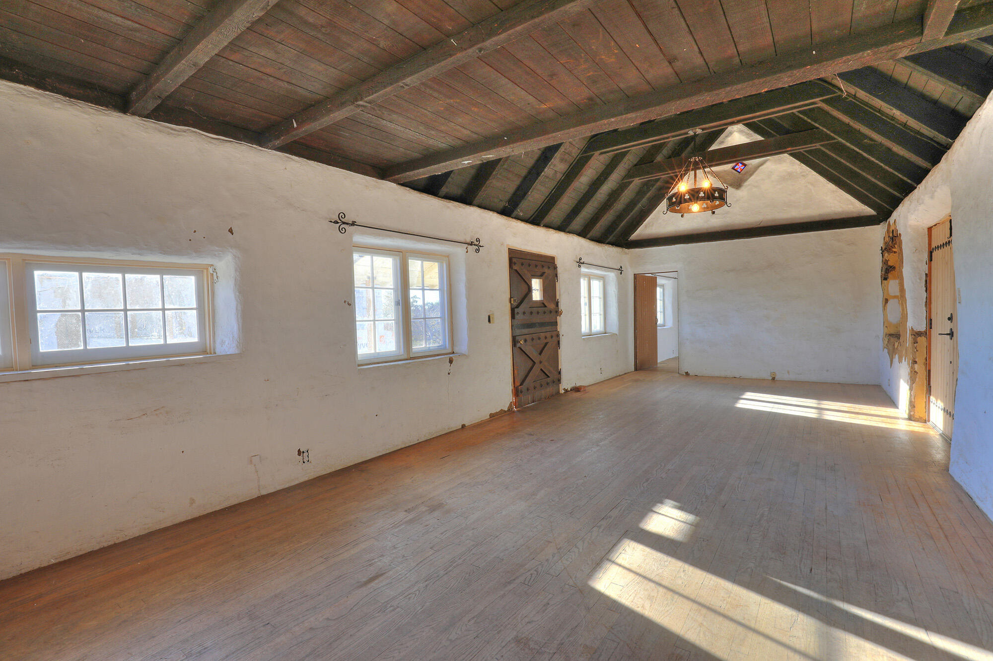 1165 E. Cota St.