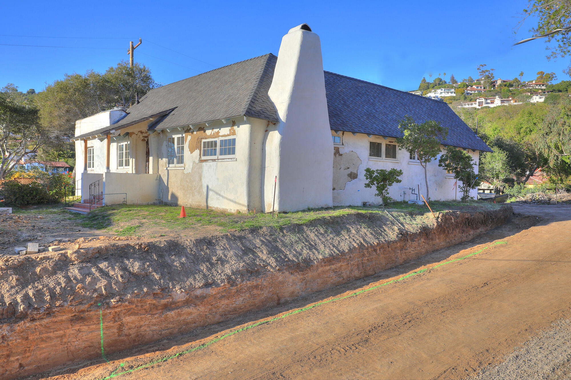 1165 E. Cota St.
