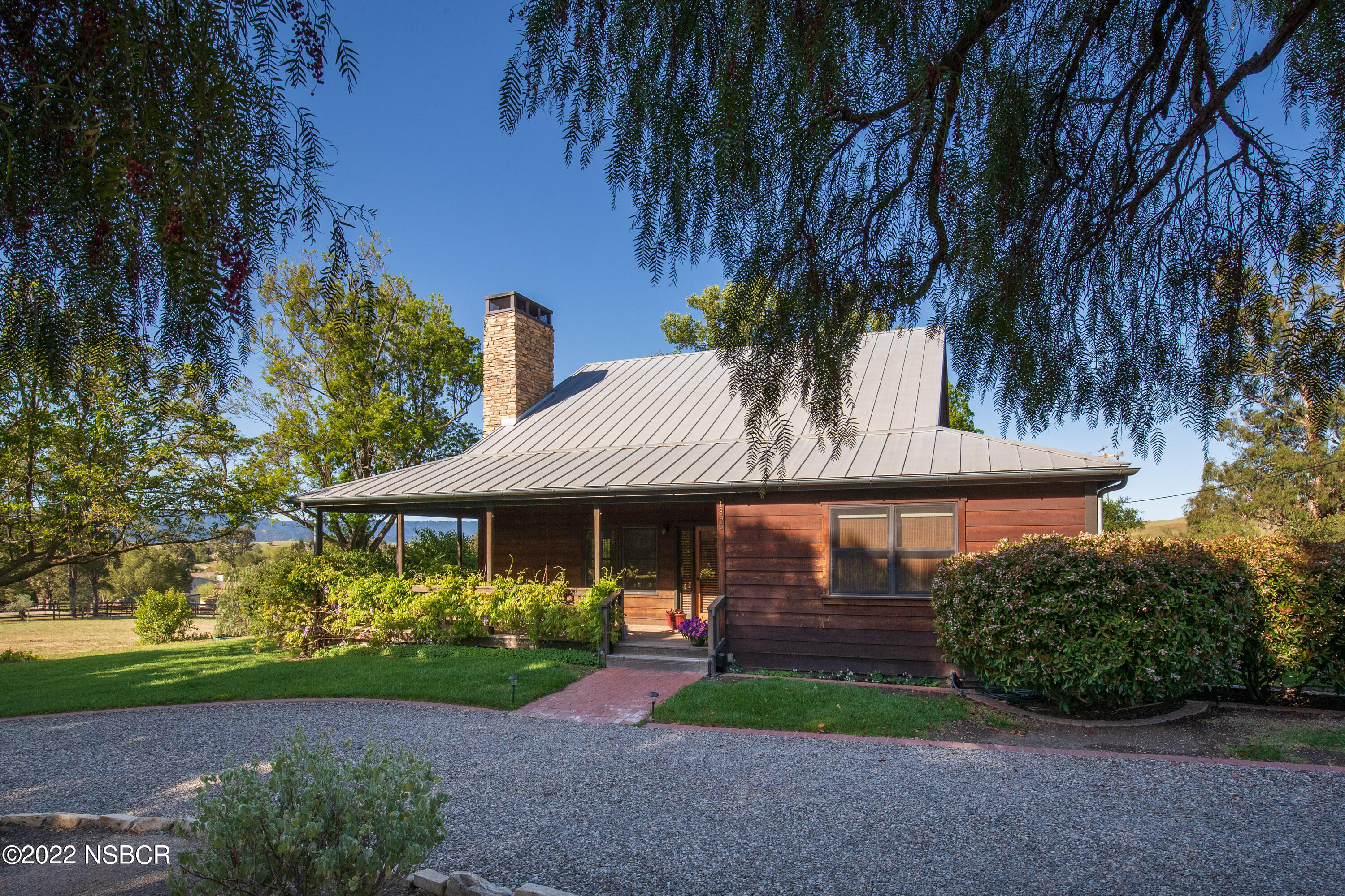 1895 View Drive