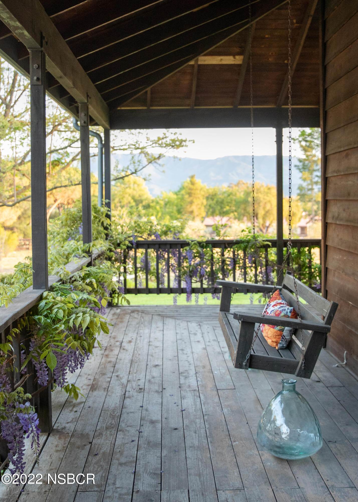 1895 View Drive
