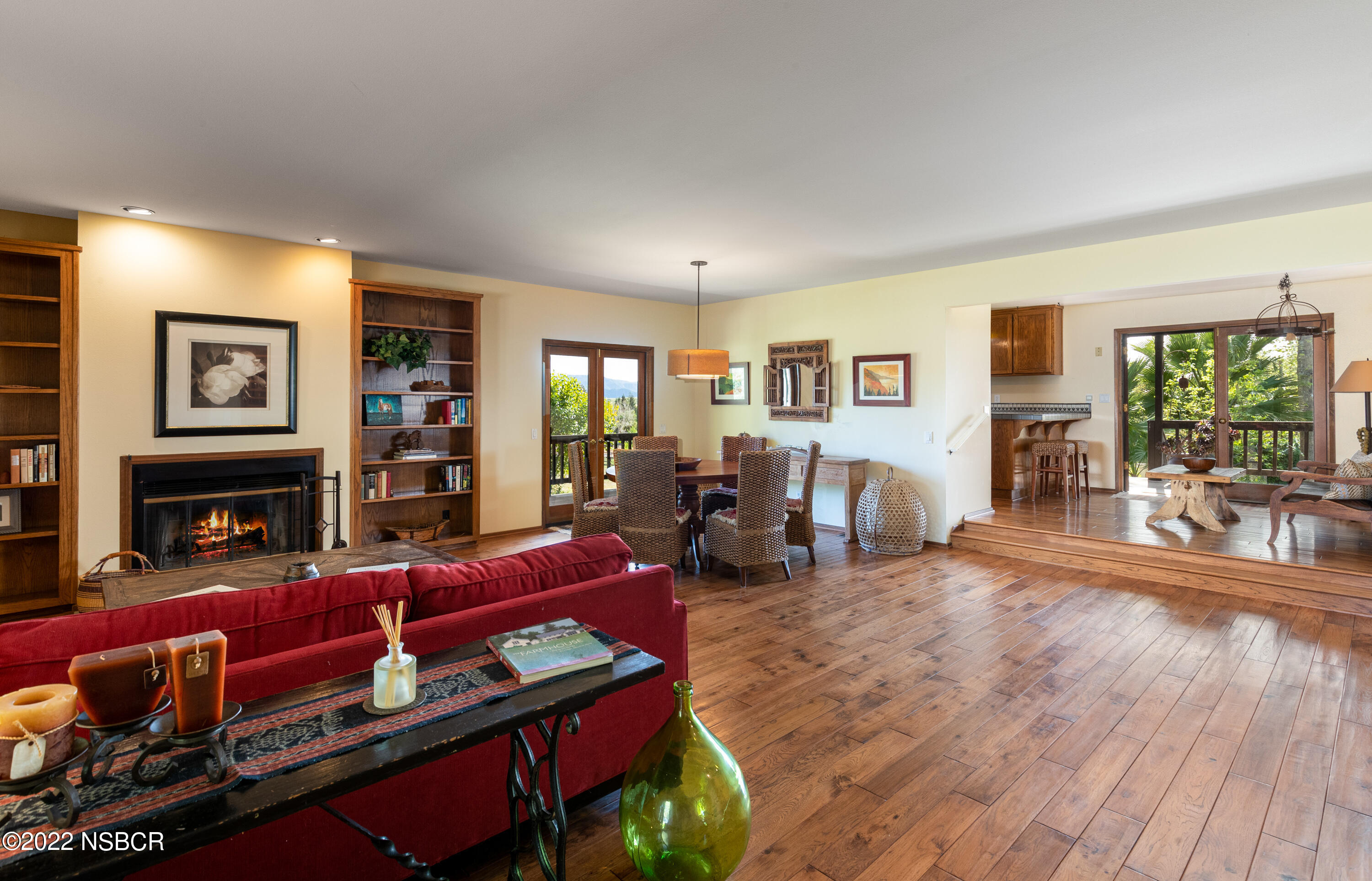 1895 View Drive