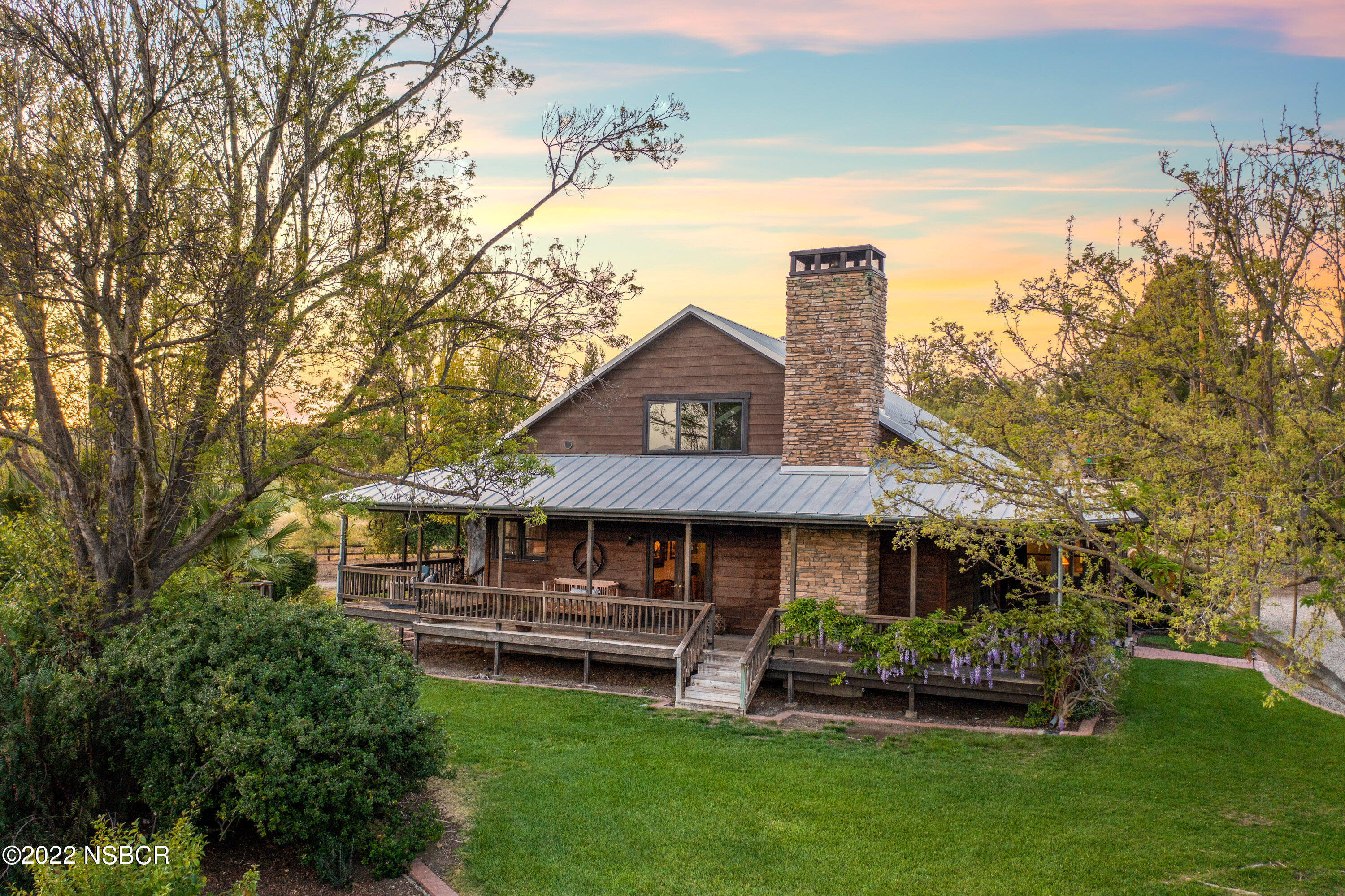 1895 View Drive