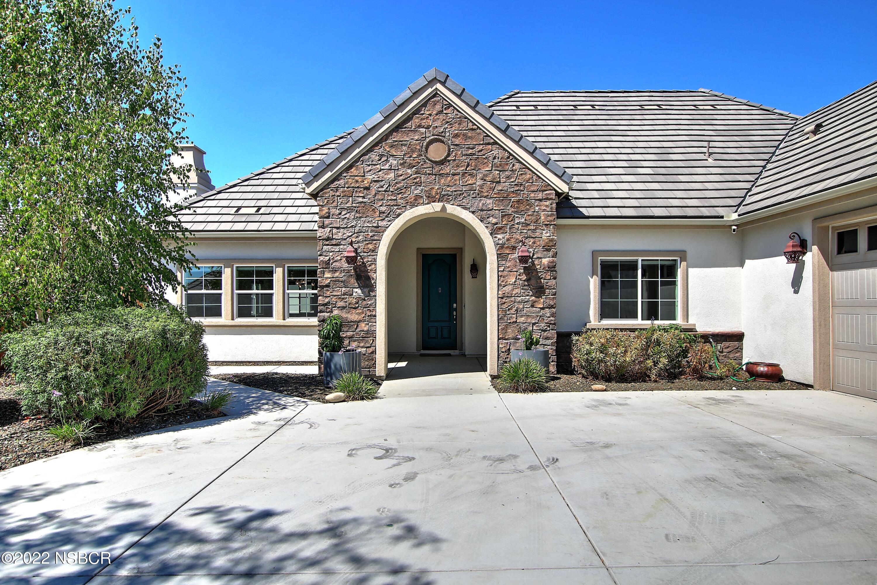 1253 Pistache Avenue