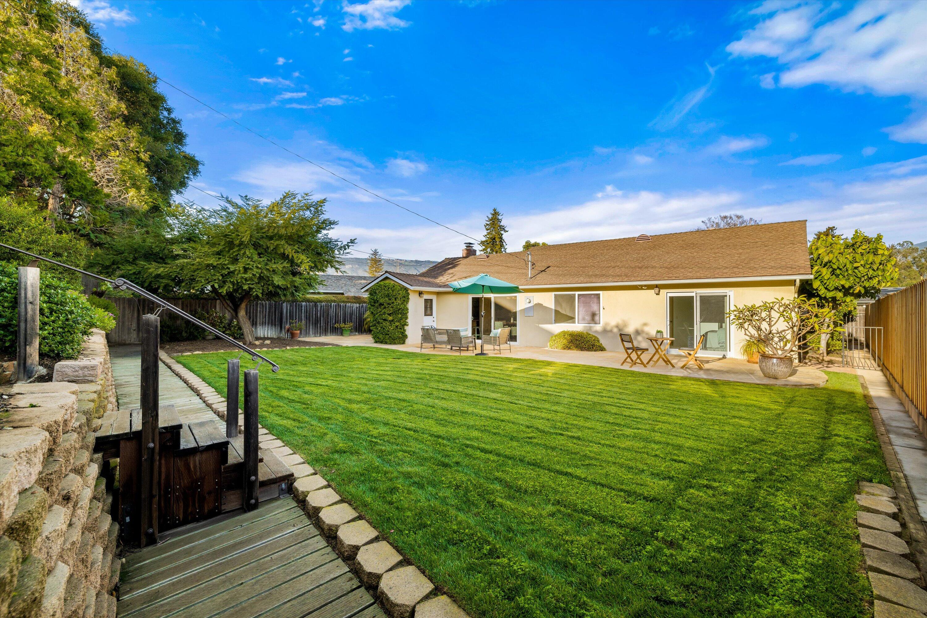 5525 Capellina Way