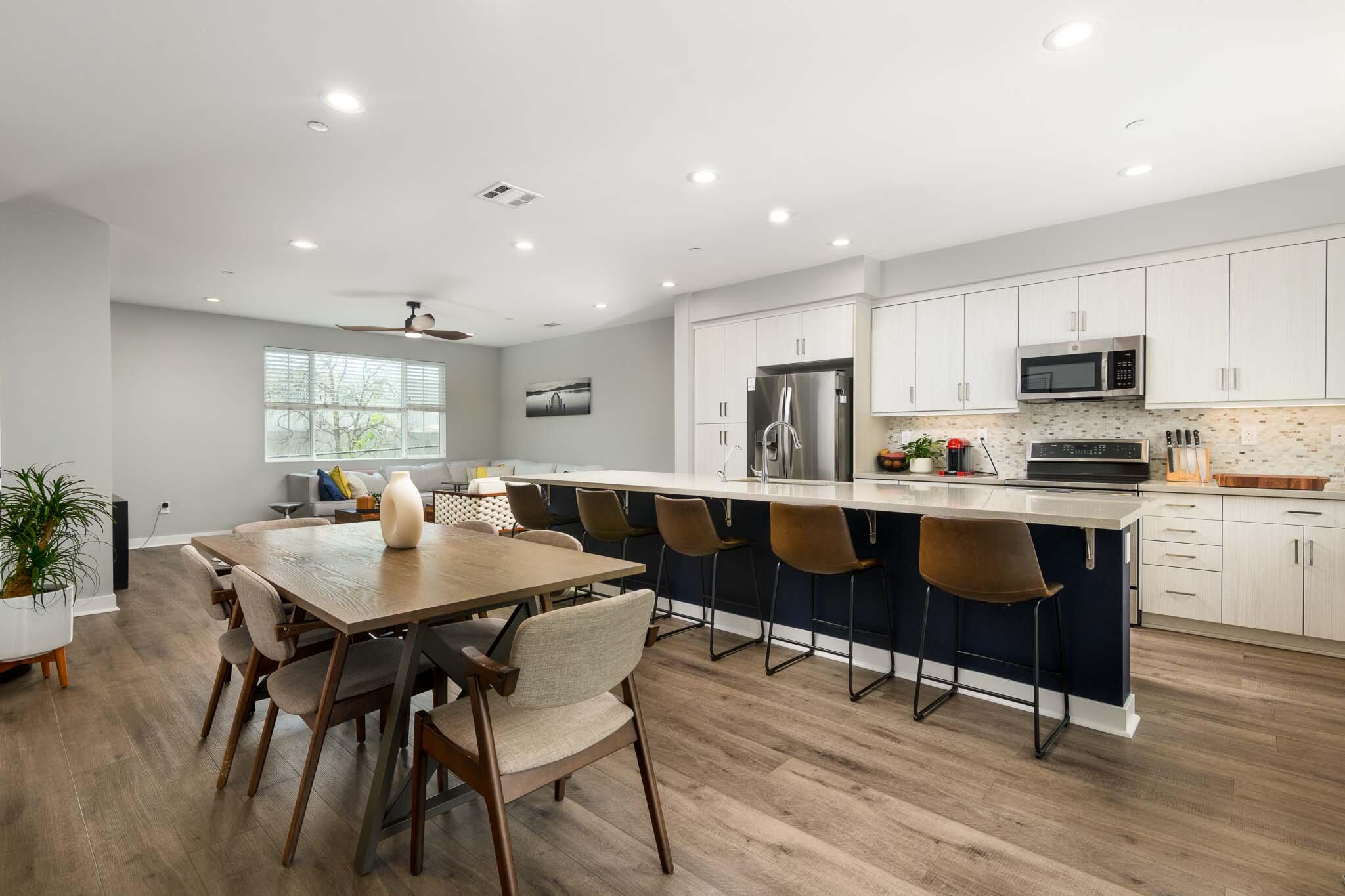 5685 Surfrider Way Unit: 102