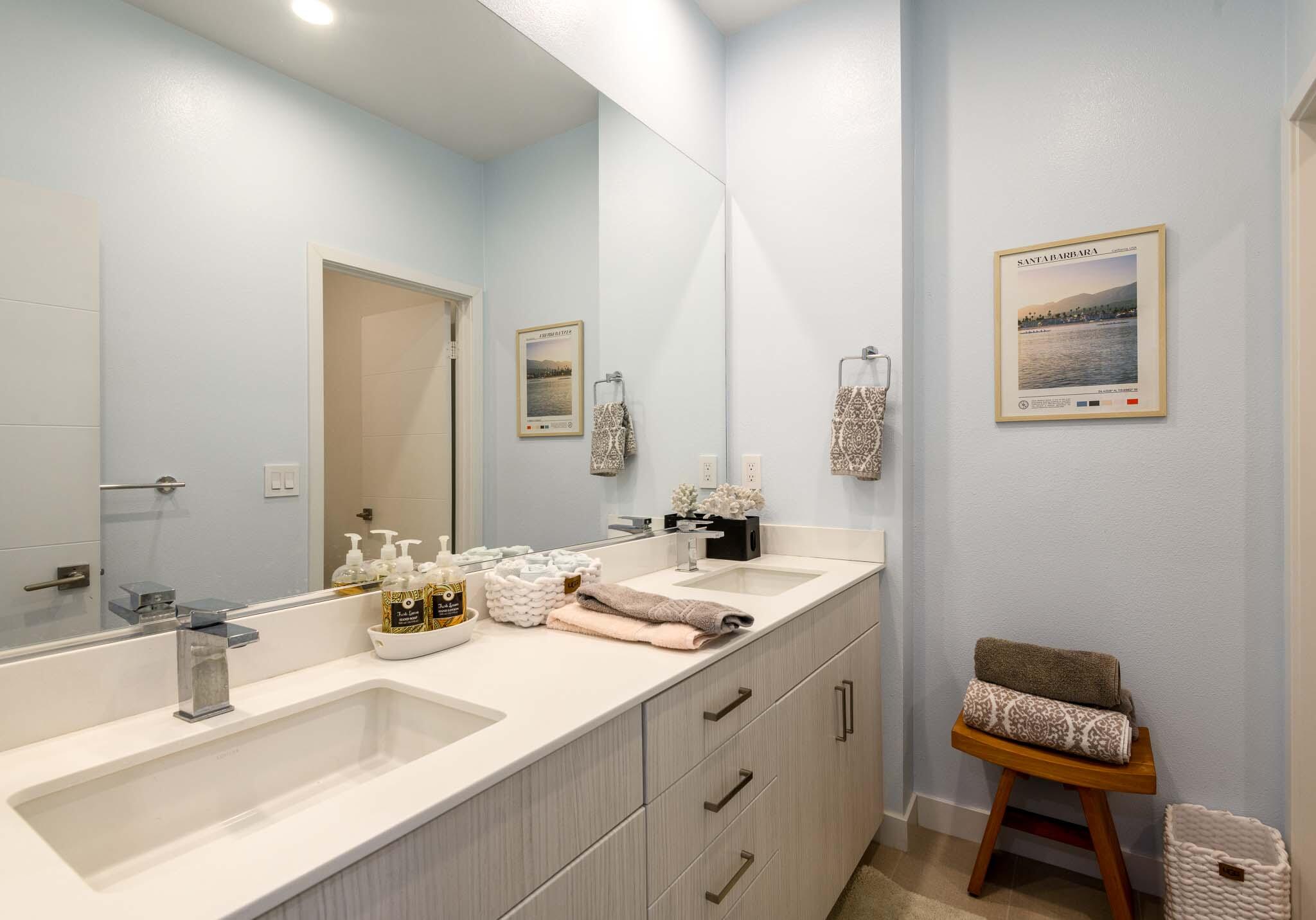 5685 Surfrider Way Unit: 102
