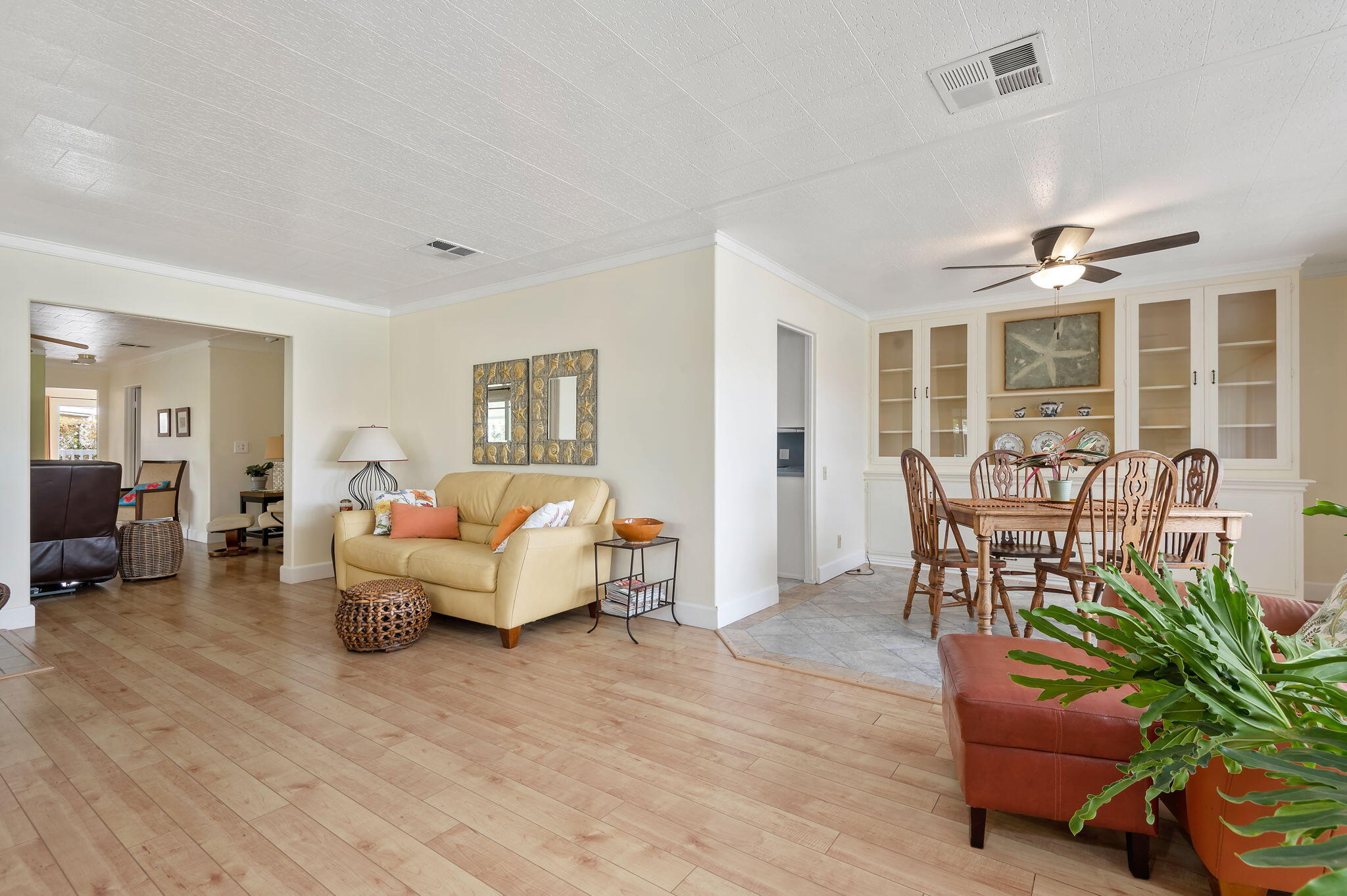 945 Ward Drive
