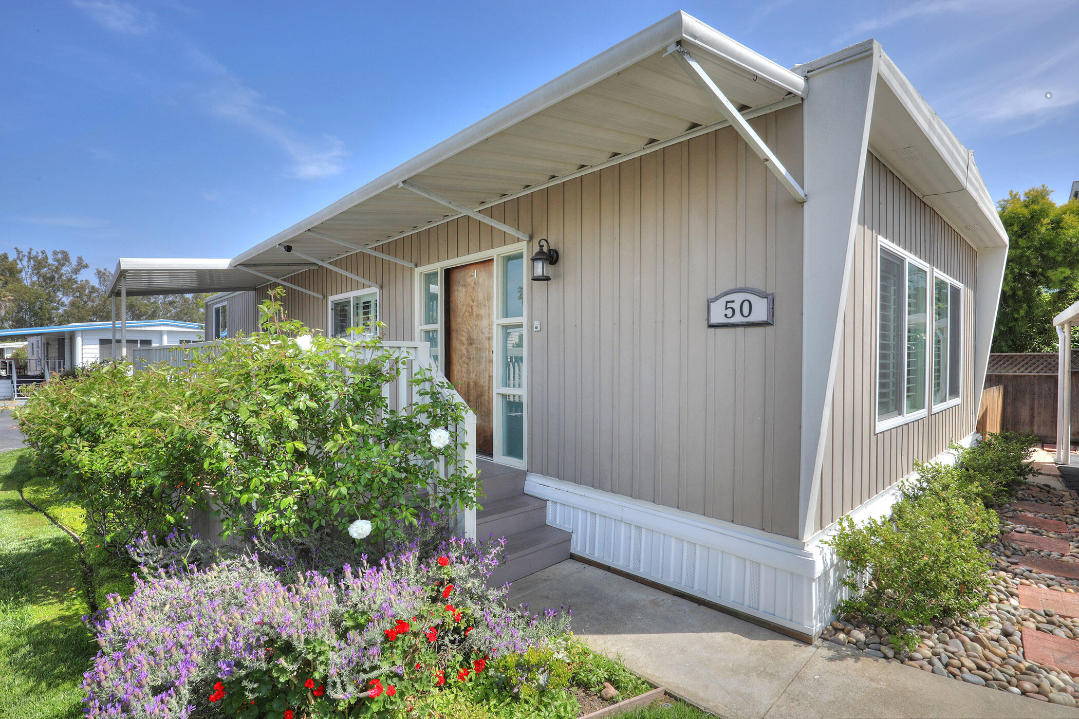 30 Winchester Canyon Road
