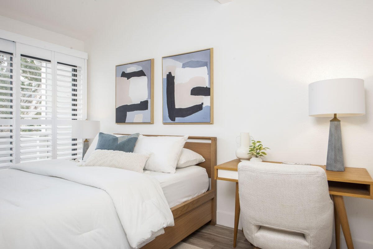 4515 Carpinteria Avenue Unit: B