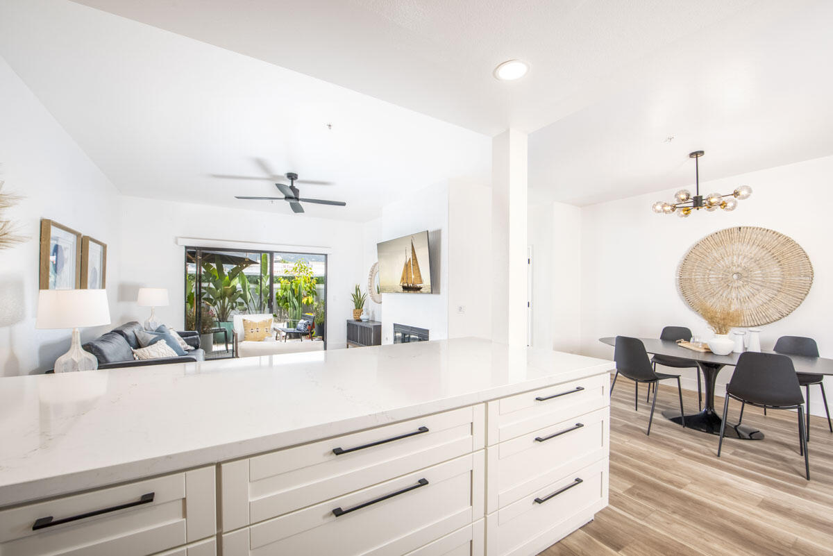 4515 Carpinteria Avenue Unit: B