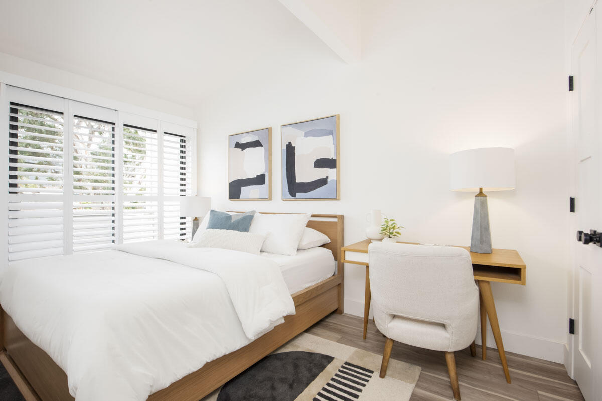 4515 Carpinteria Avenue Unit: B