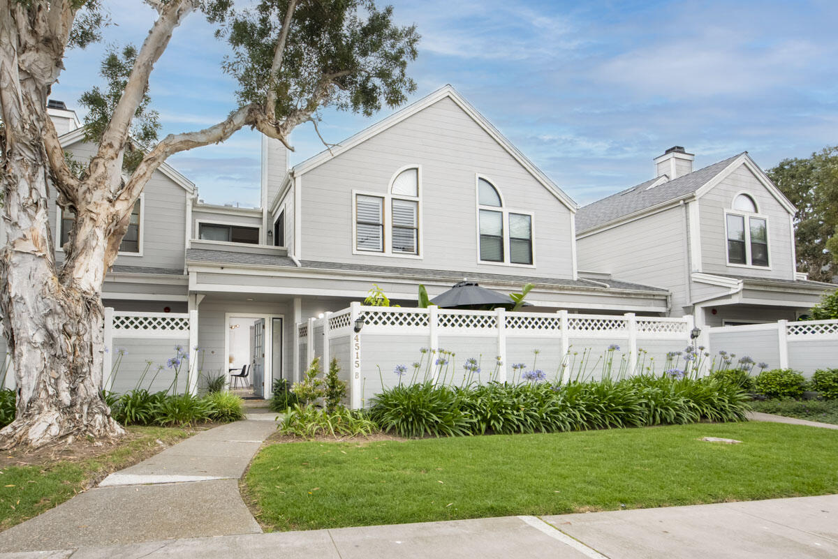4515 Carpinteria Avenue Unit: B