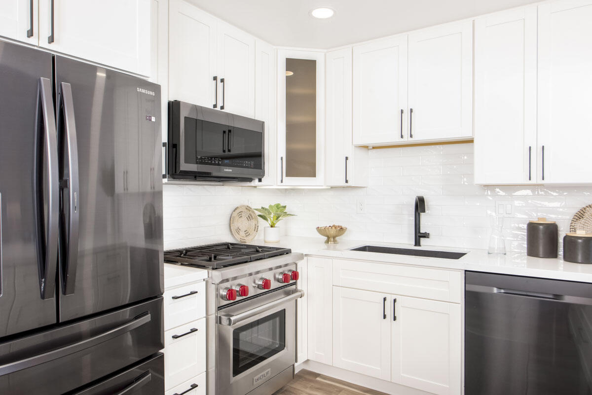 4515 Carpinteria Avenue Unit: B