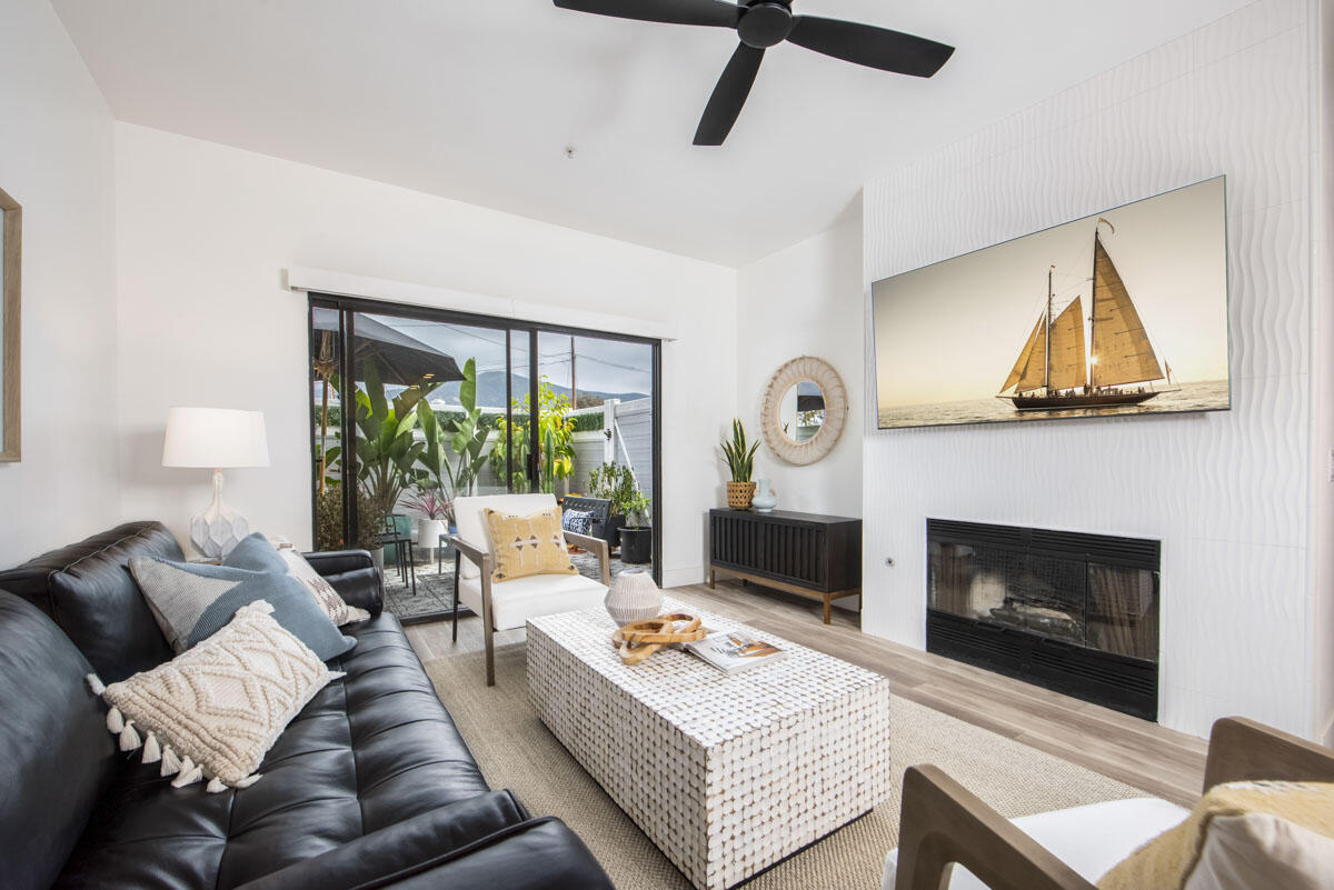 4515 Carpinteria Avenue Unit: B