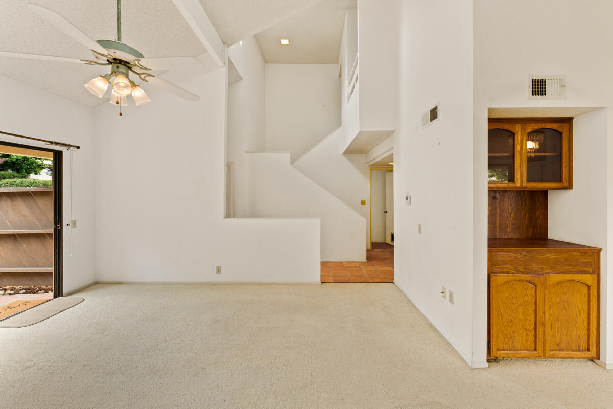 1103 Creekside Way Unit: F