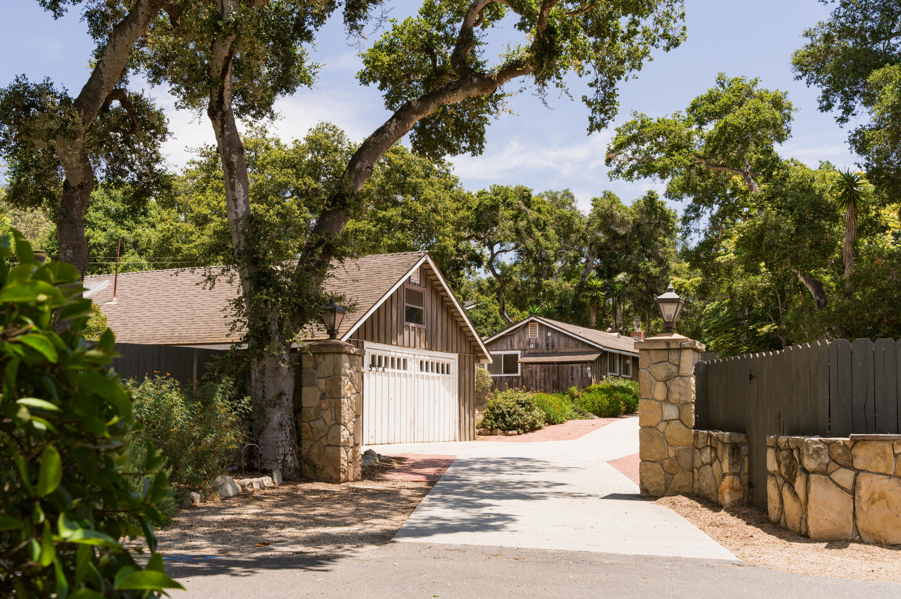 504 Hodges Lane