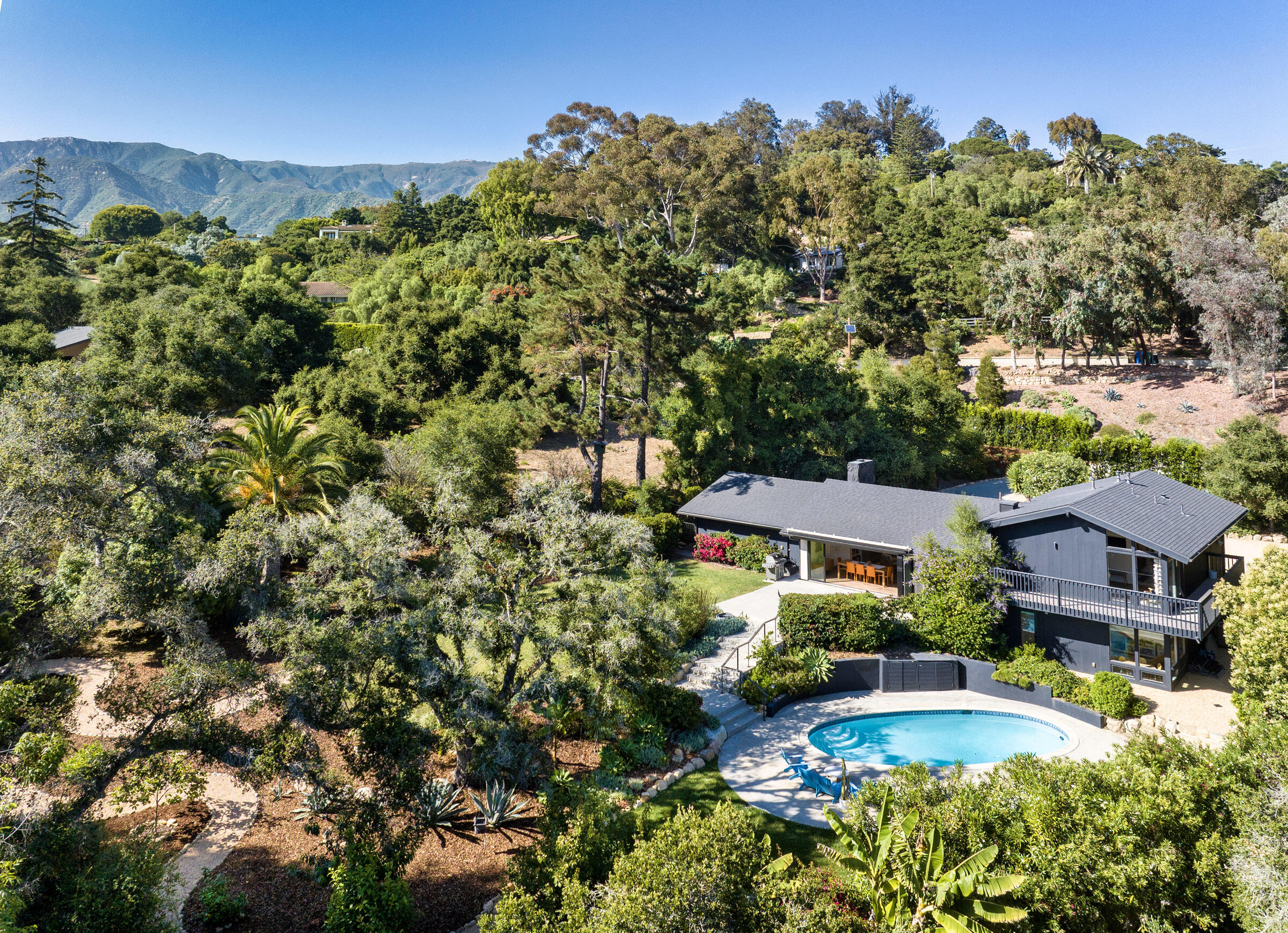 925 El Rancho Road