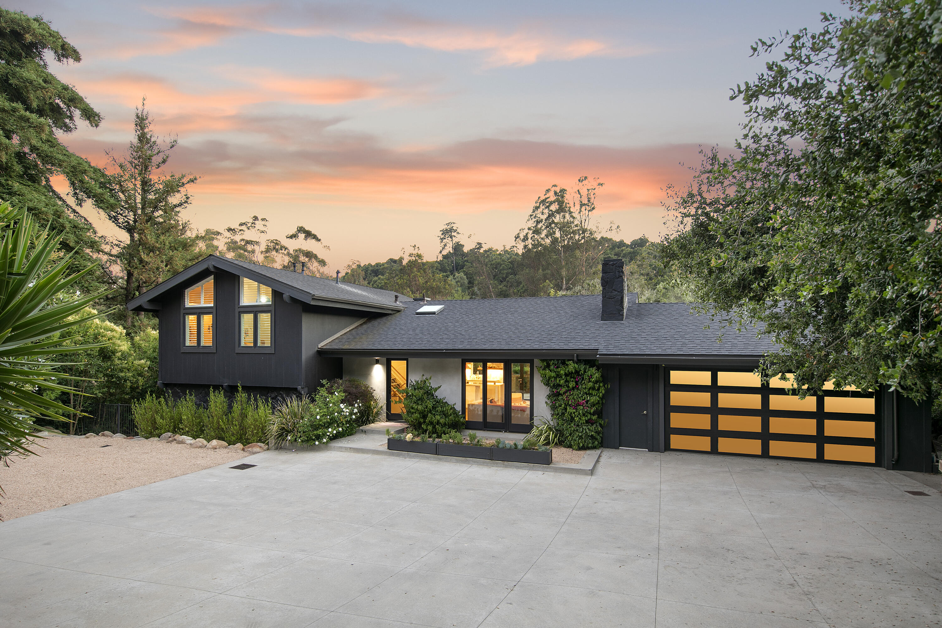 925 El Rancho Road