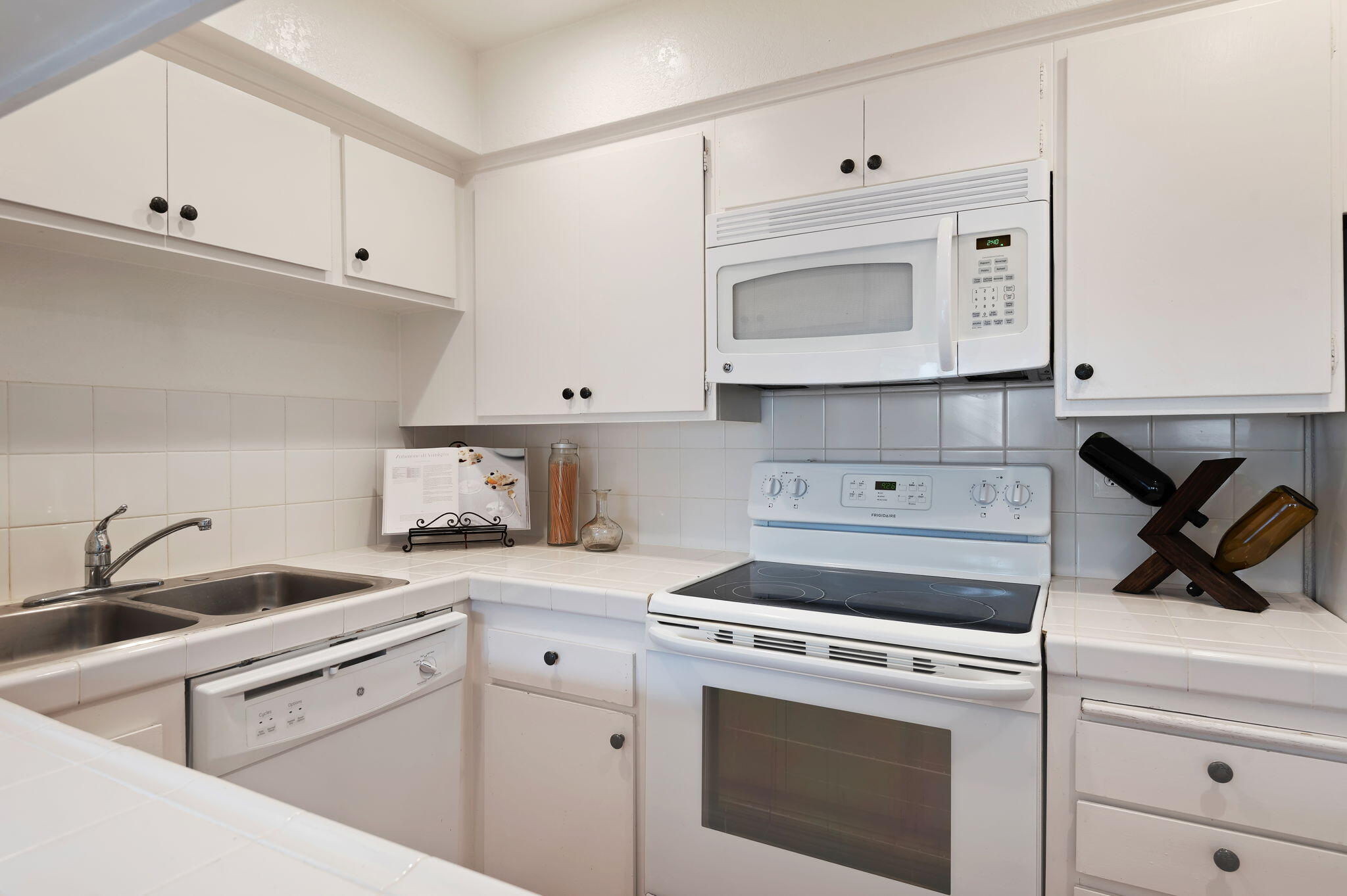 3375 Foothill Road Unit: 613