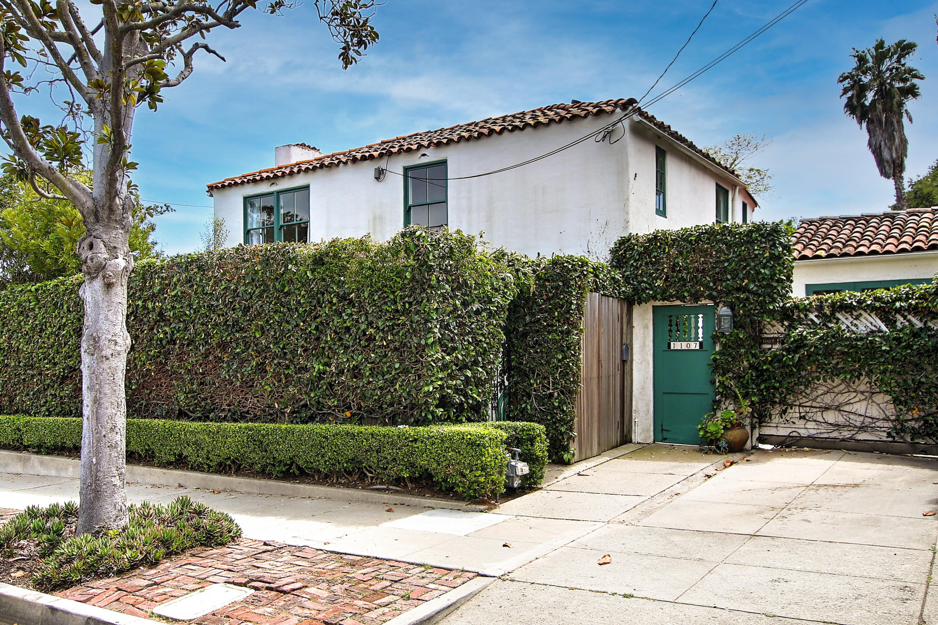 1107 N Nopal Street