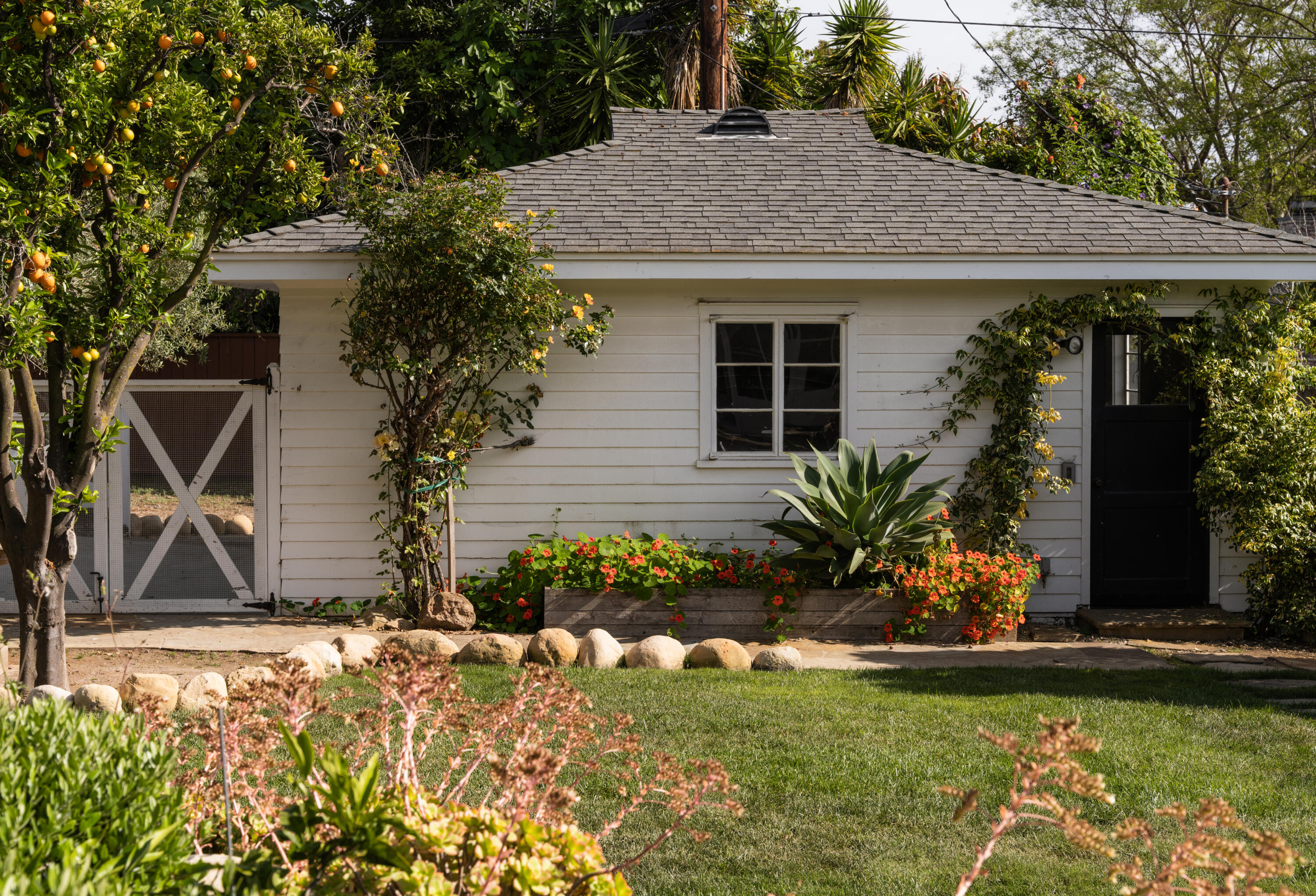 3069 Calle Fresno