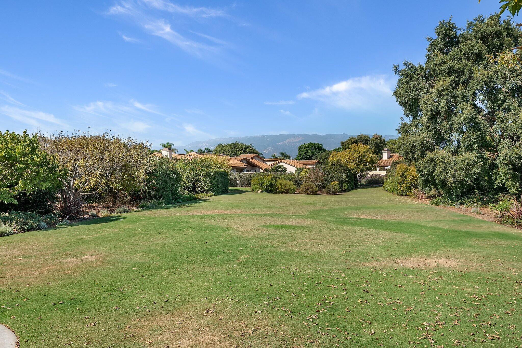 526 Camino De La Aldea