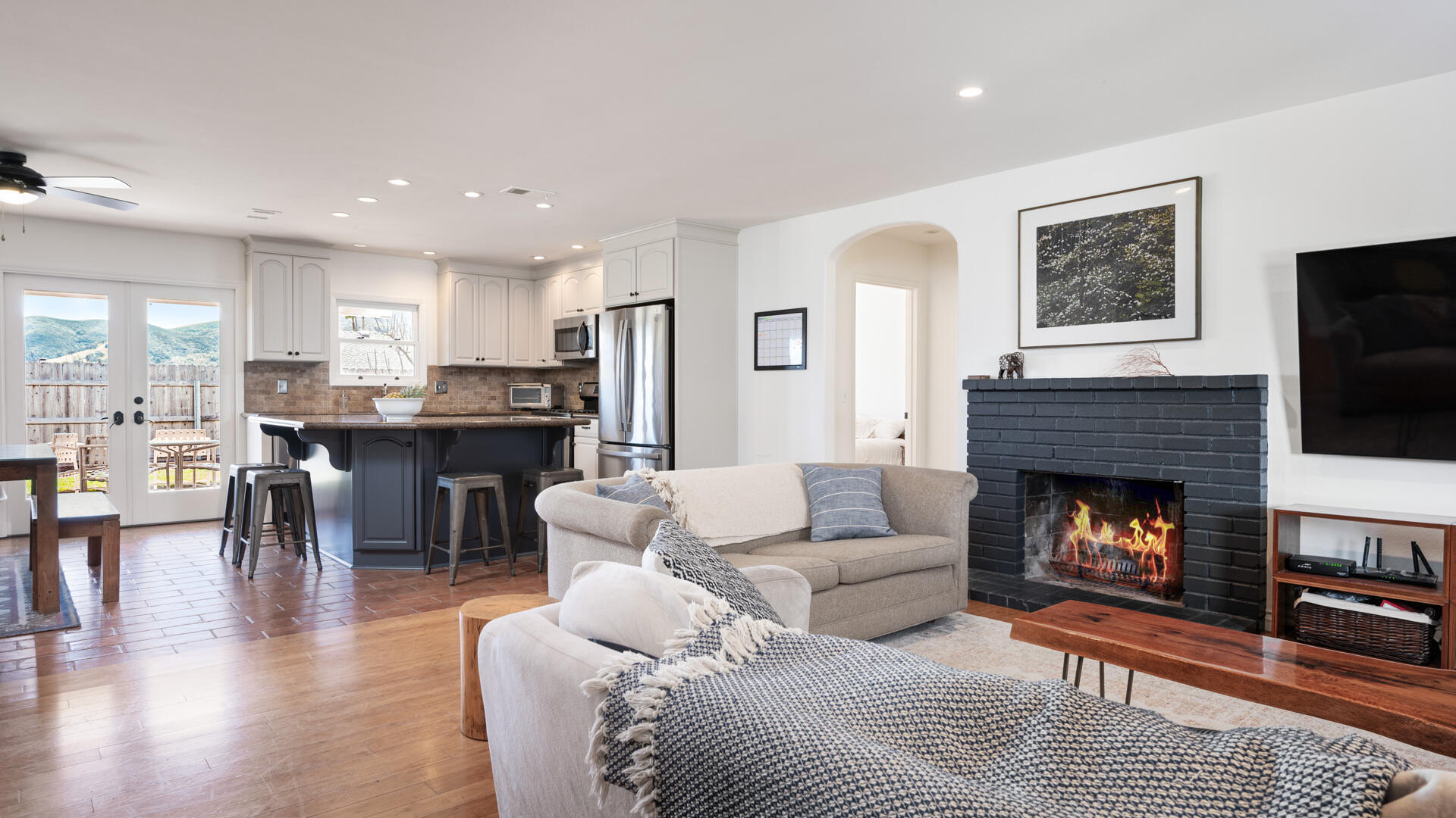 160 2nd Street