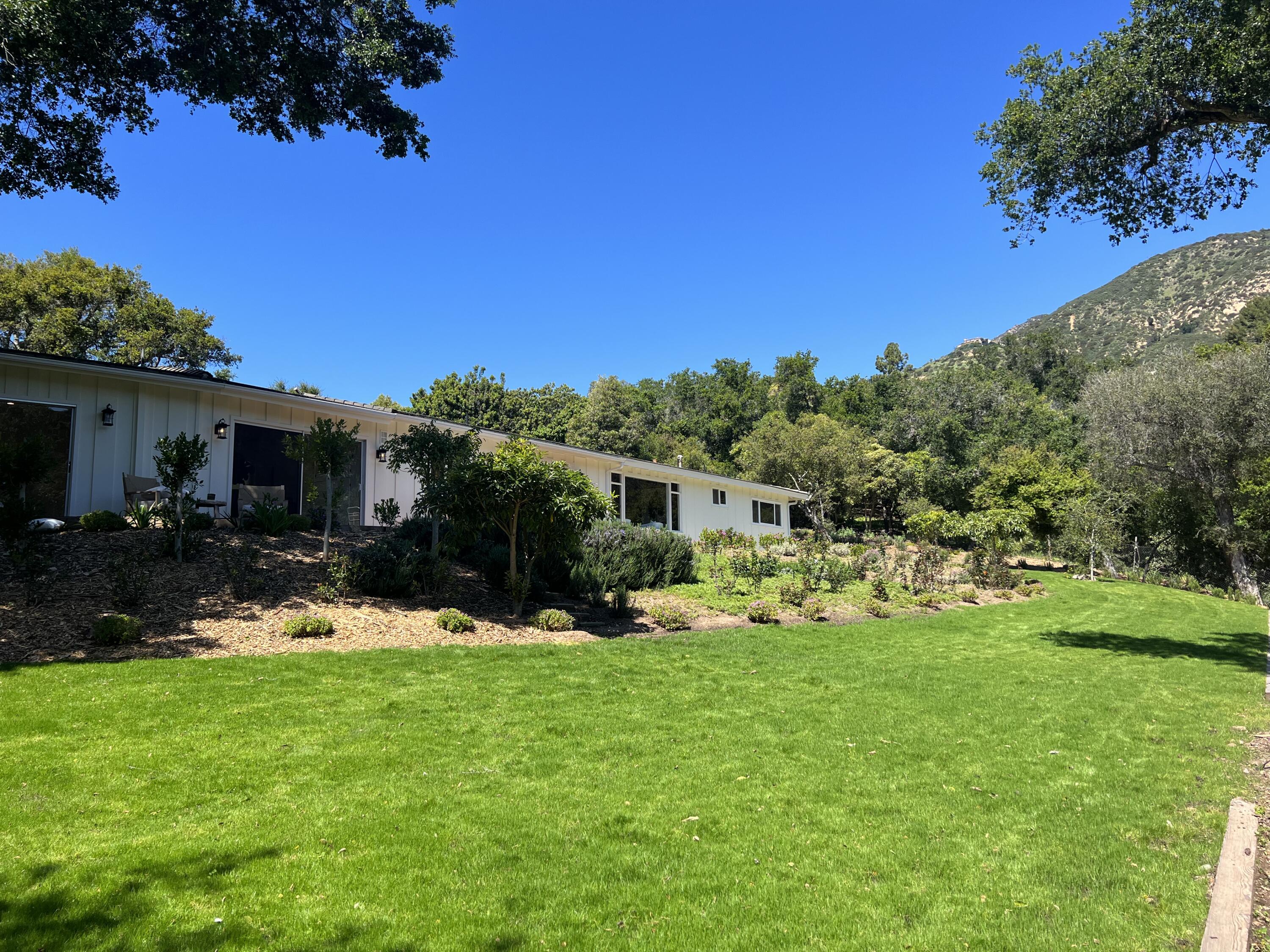 802 Oak Grove Drive