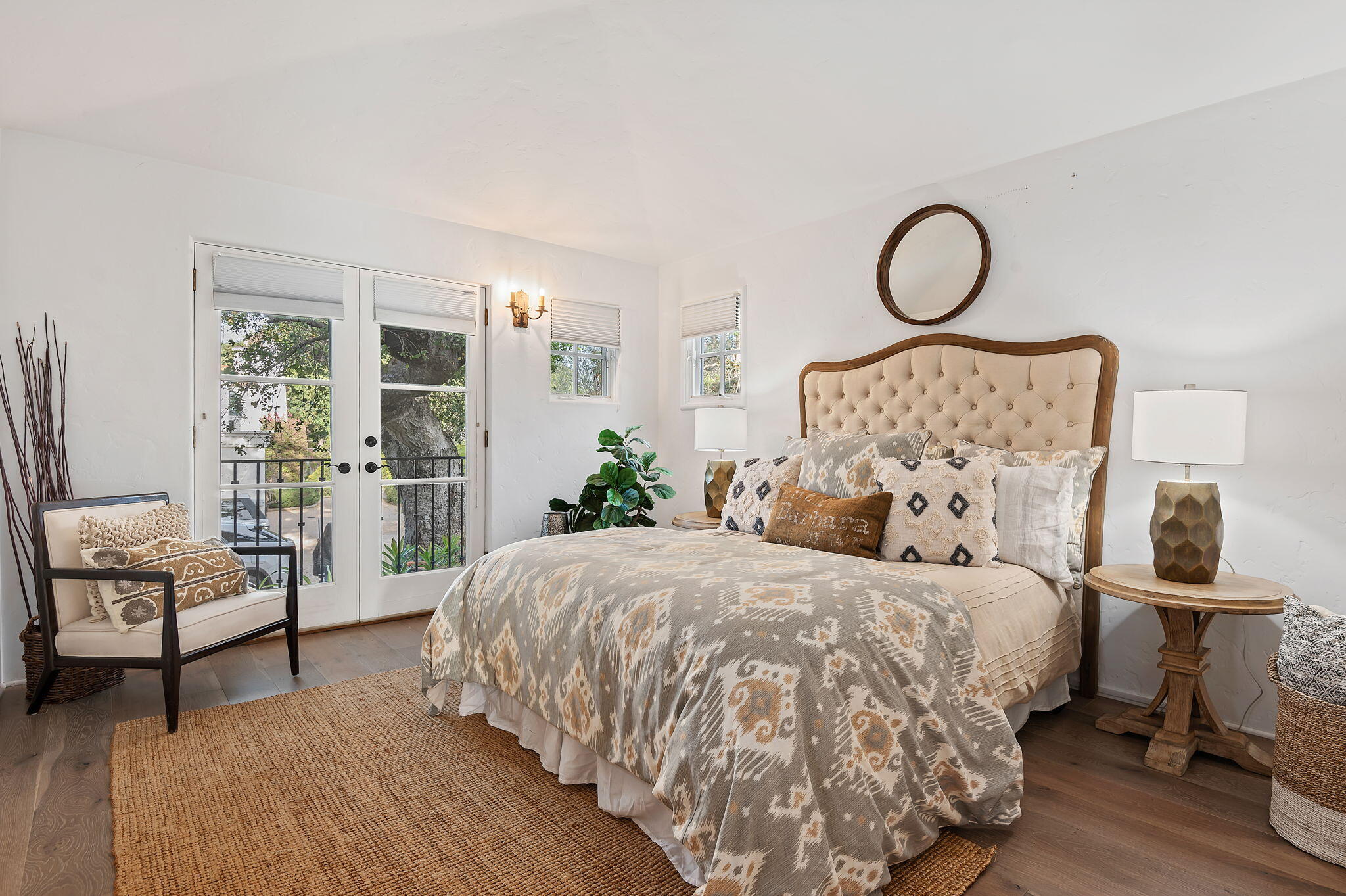 821 Laguna St
