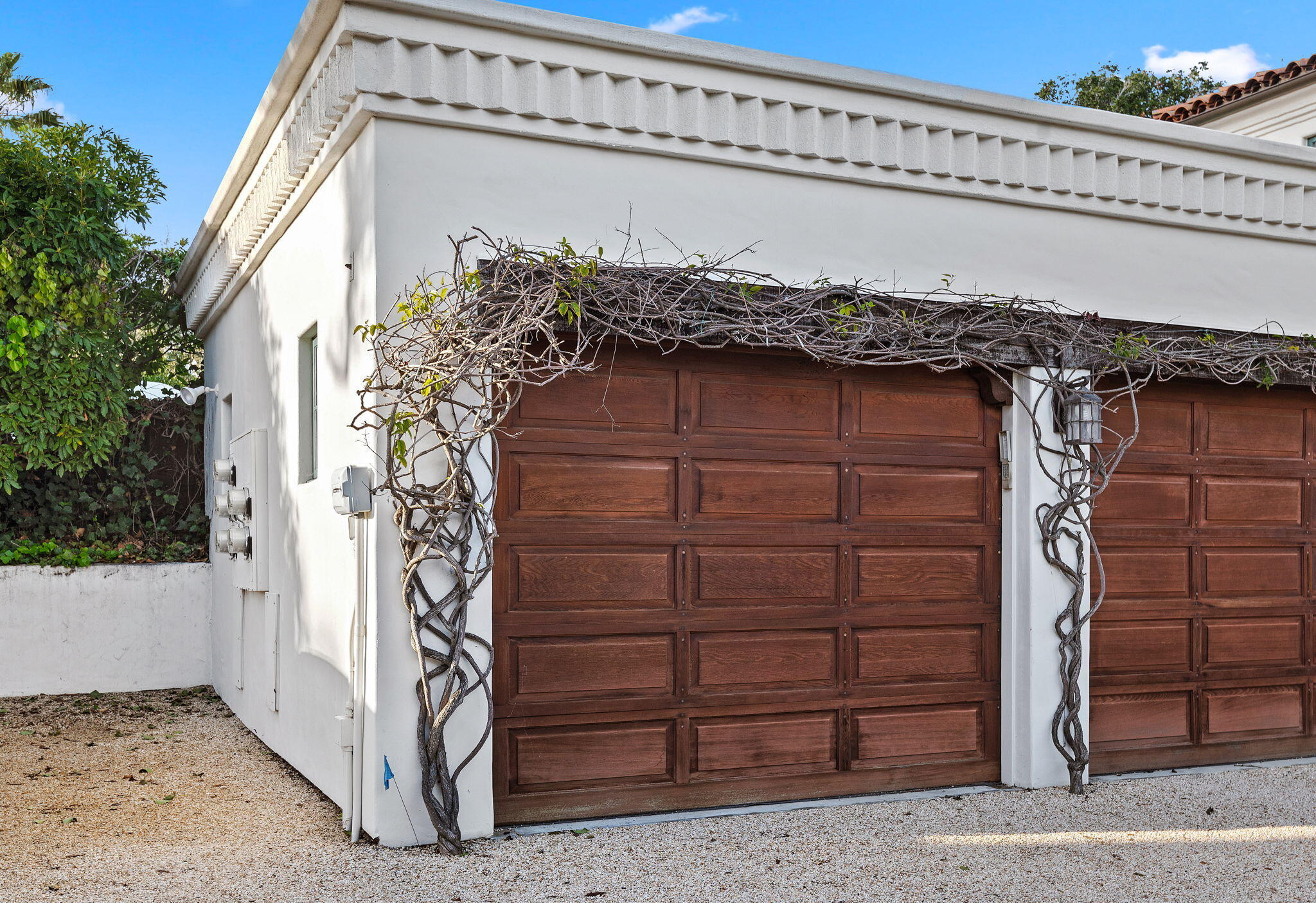 821 Laguna St