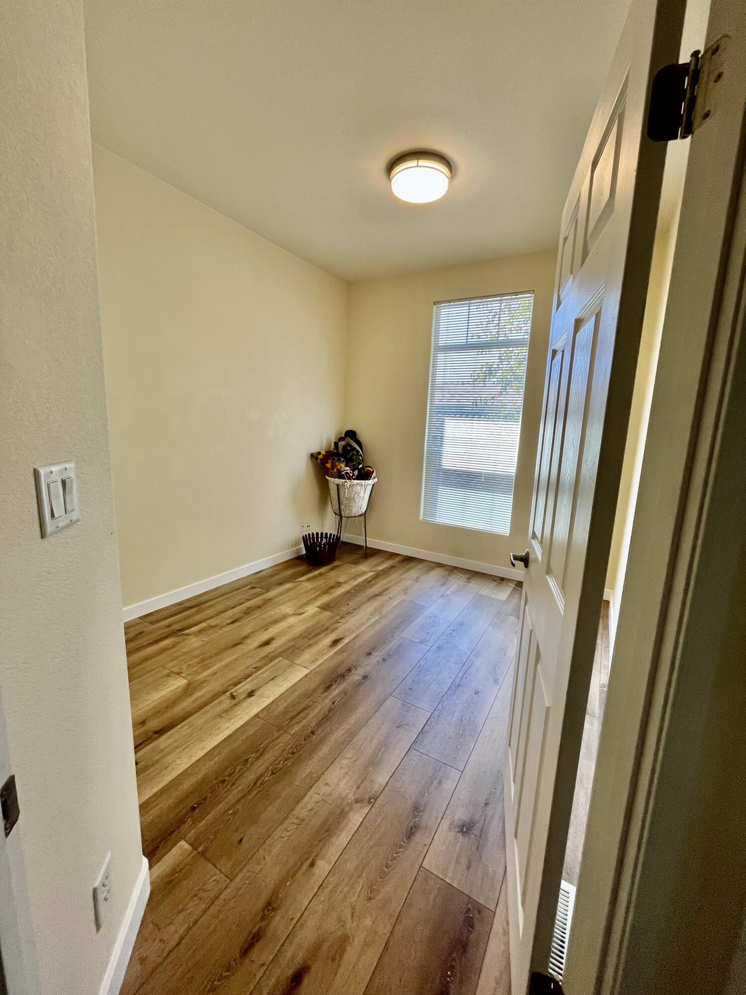 1202 Loma Drive