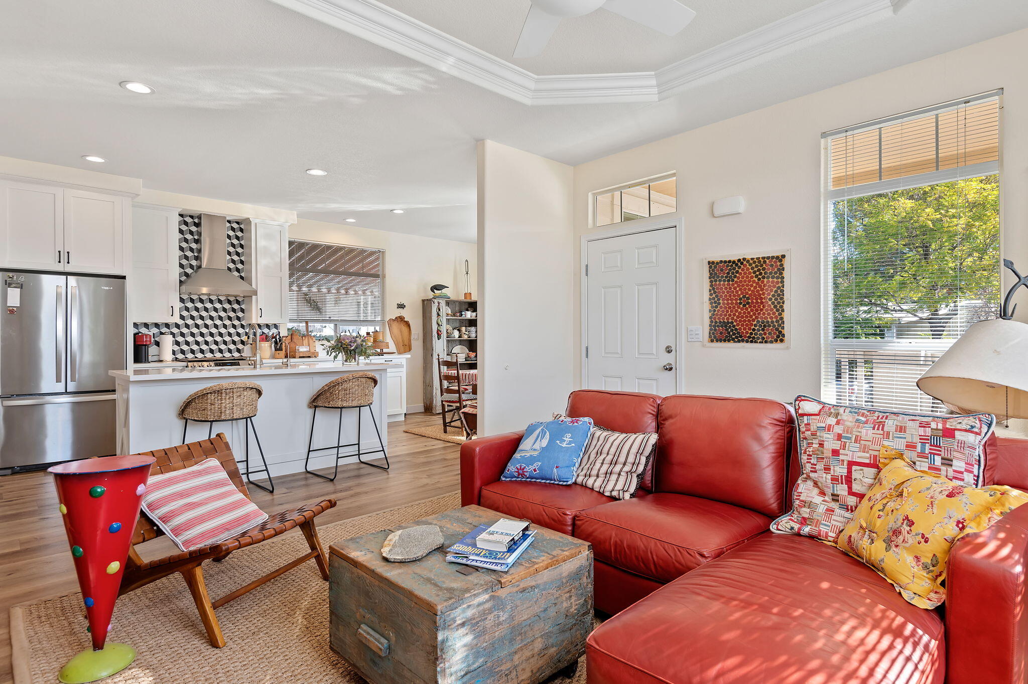 1202 Loma Drive