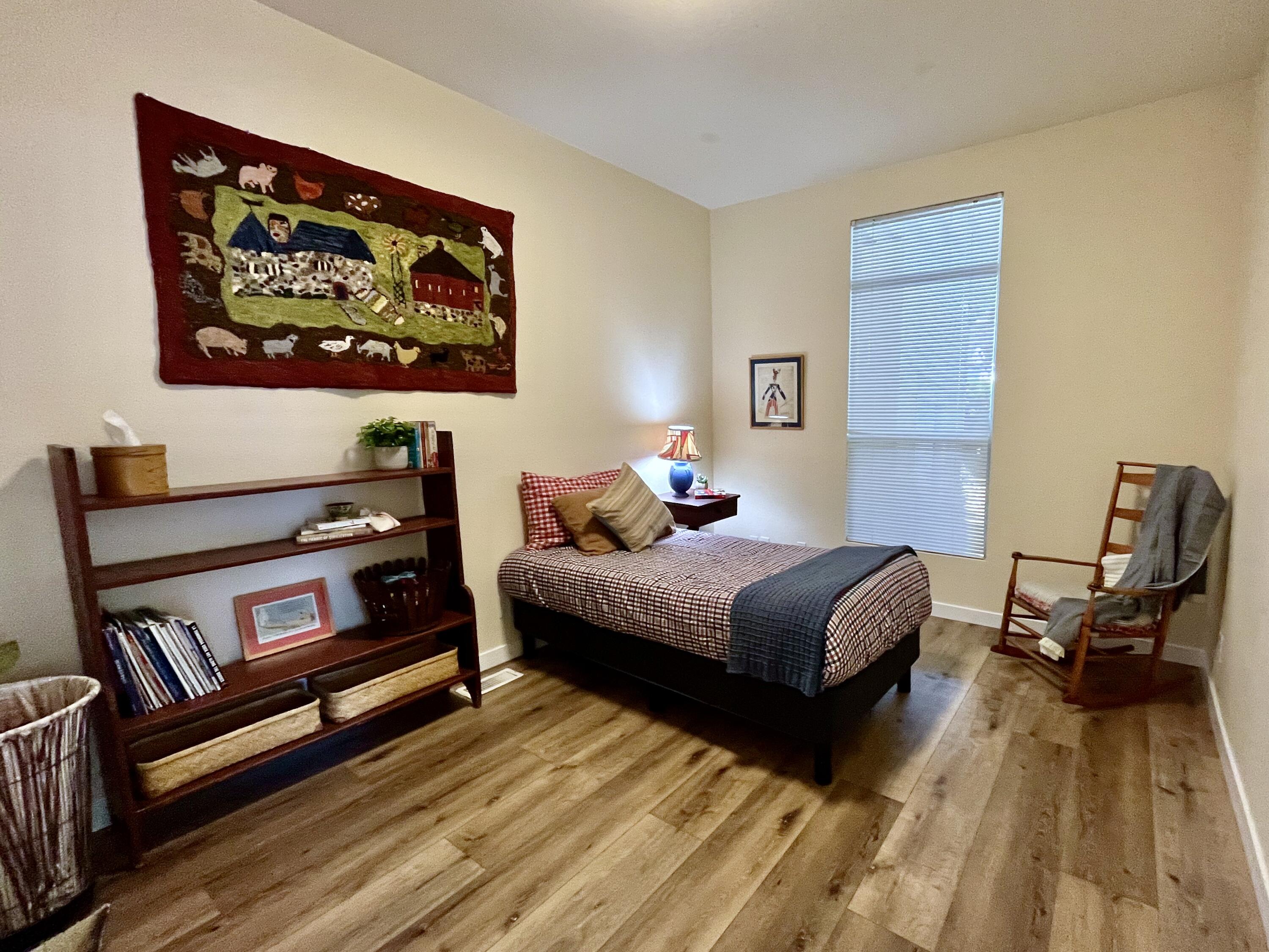 1202 Loma Drive