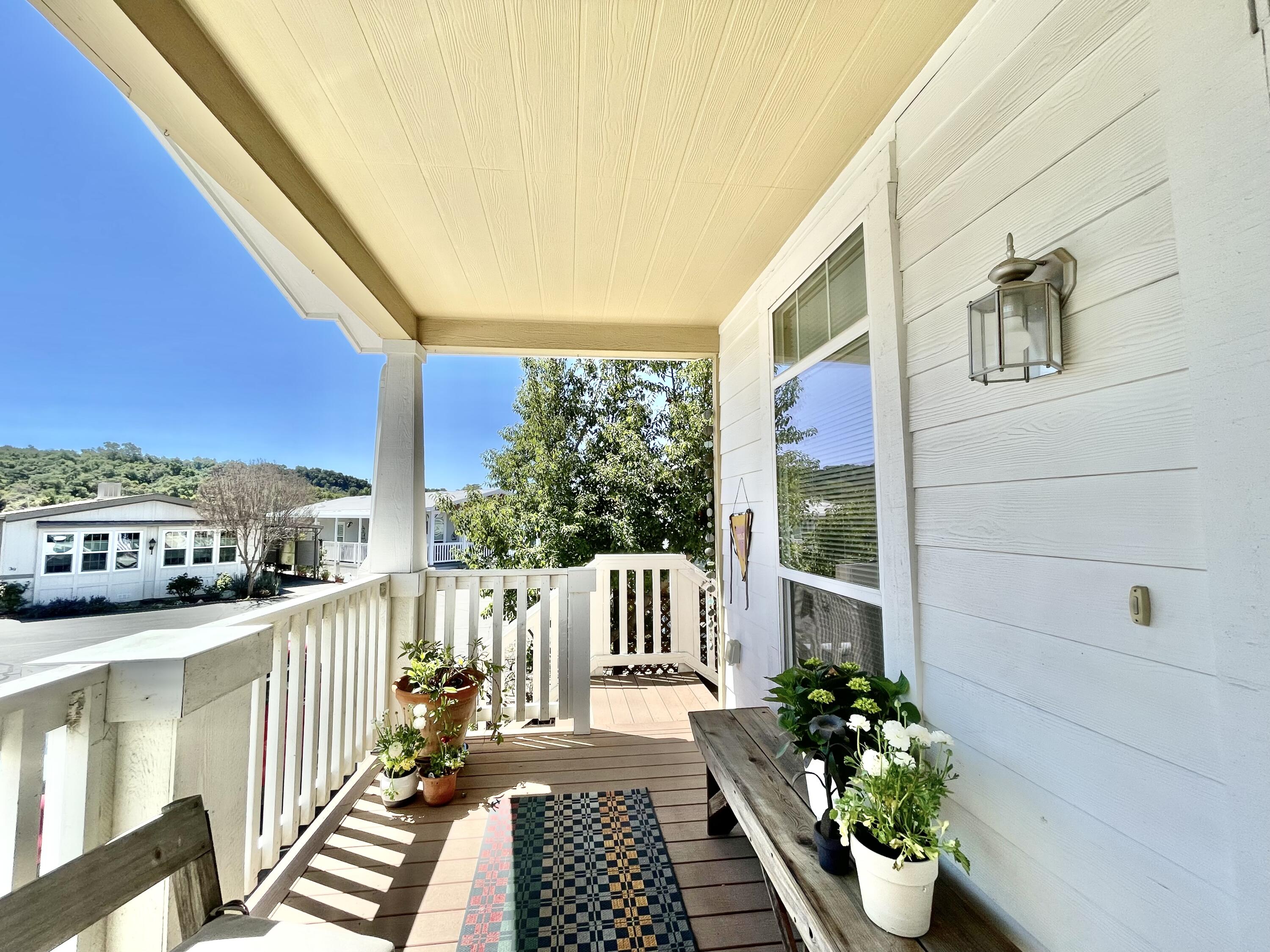 1202 Loma Drive