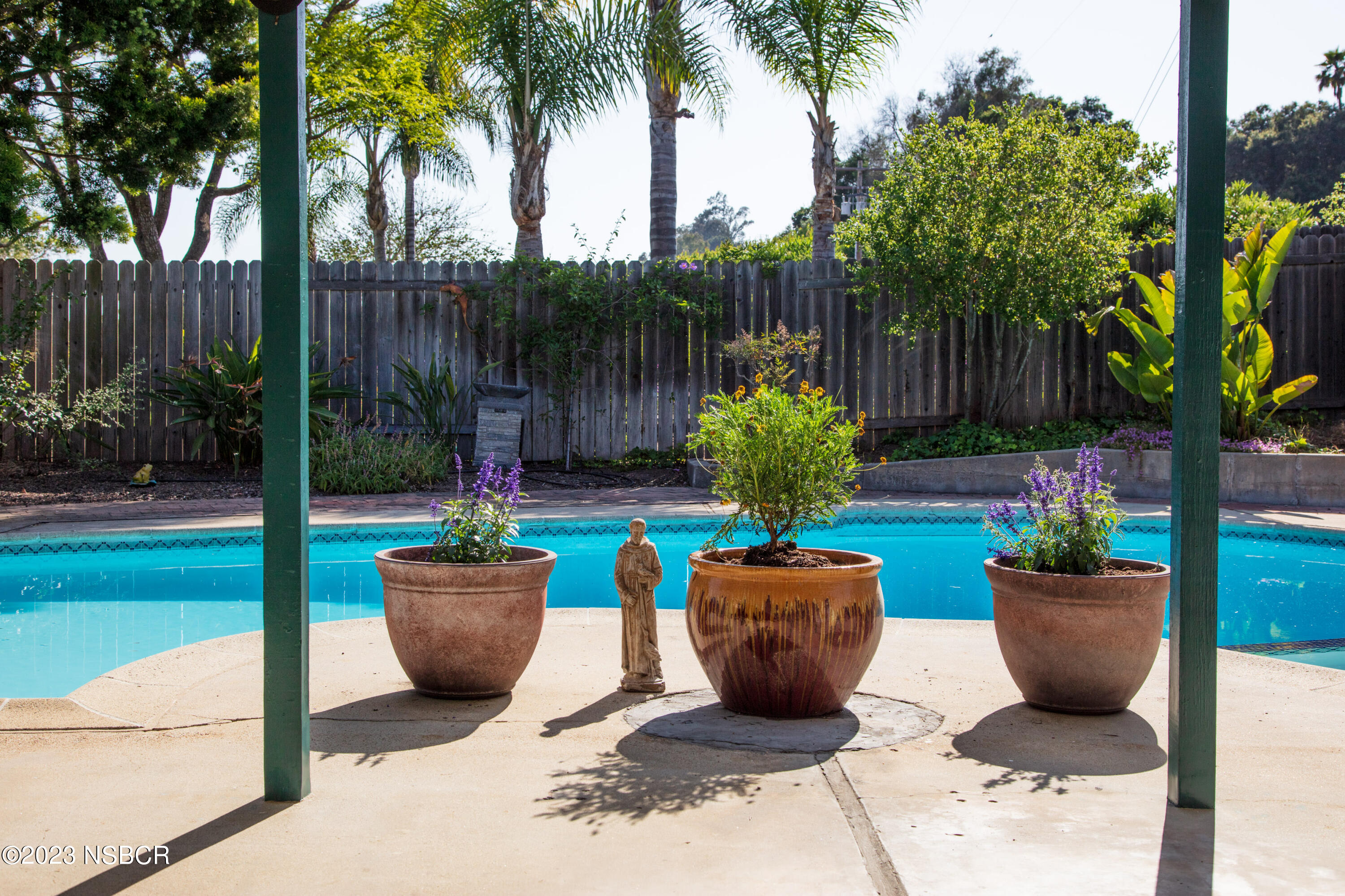 685 N La Patera Lane