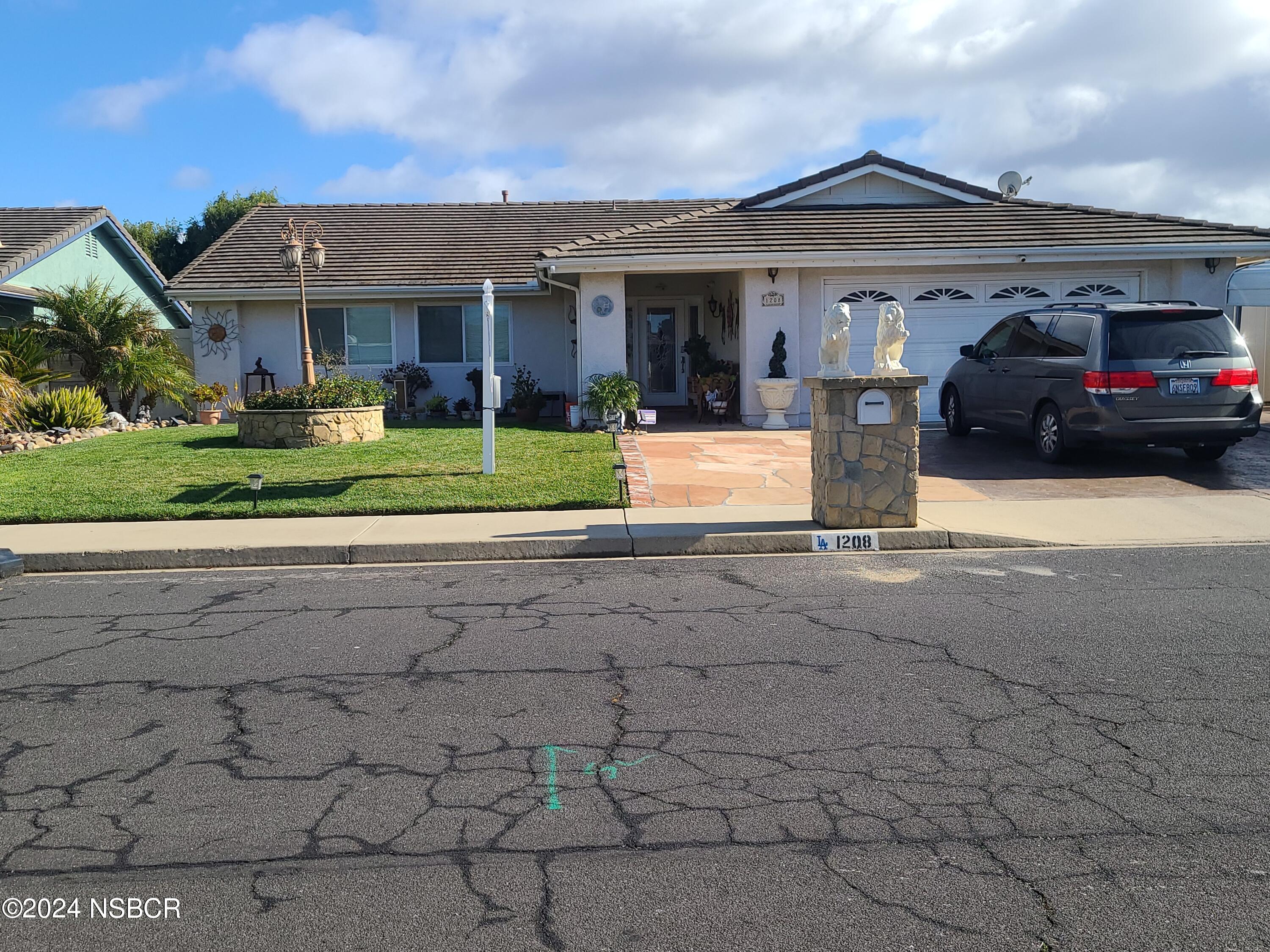 1208 N B Street
