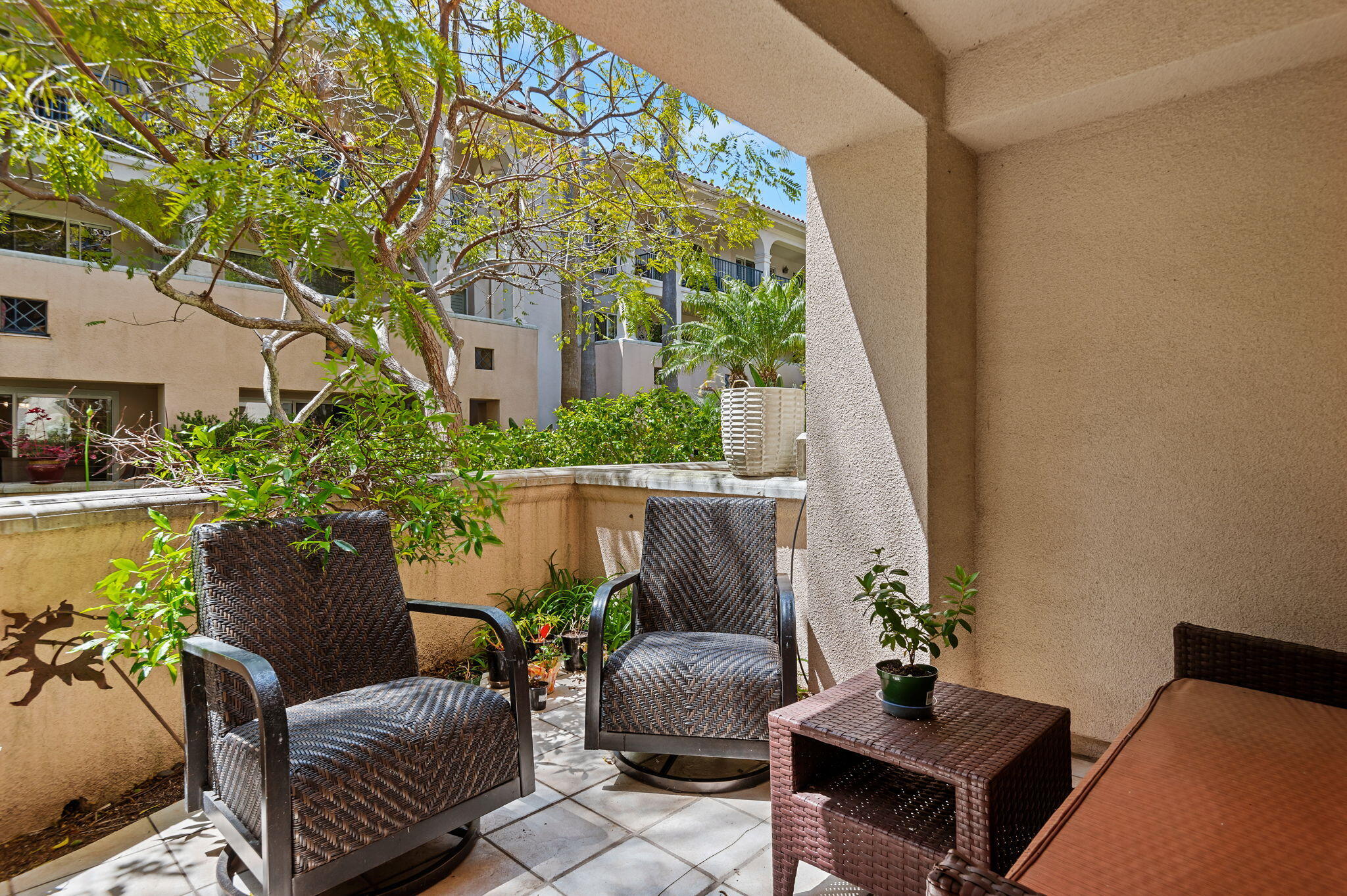 317 Por La Mar Circle Circle