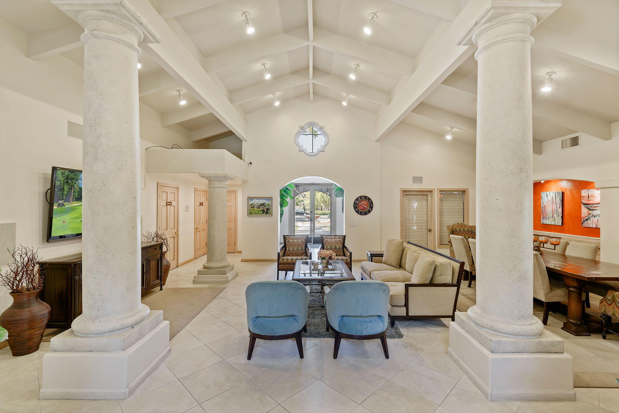 317 Por La Mar Circle Circle